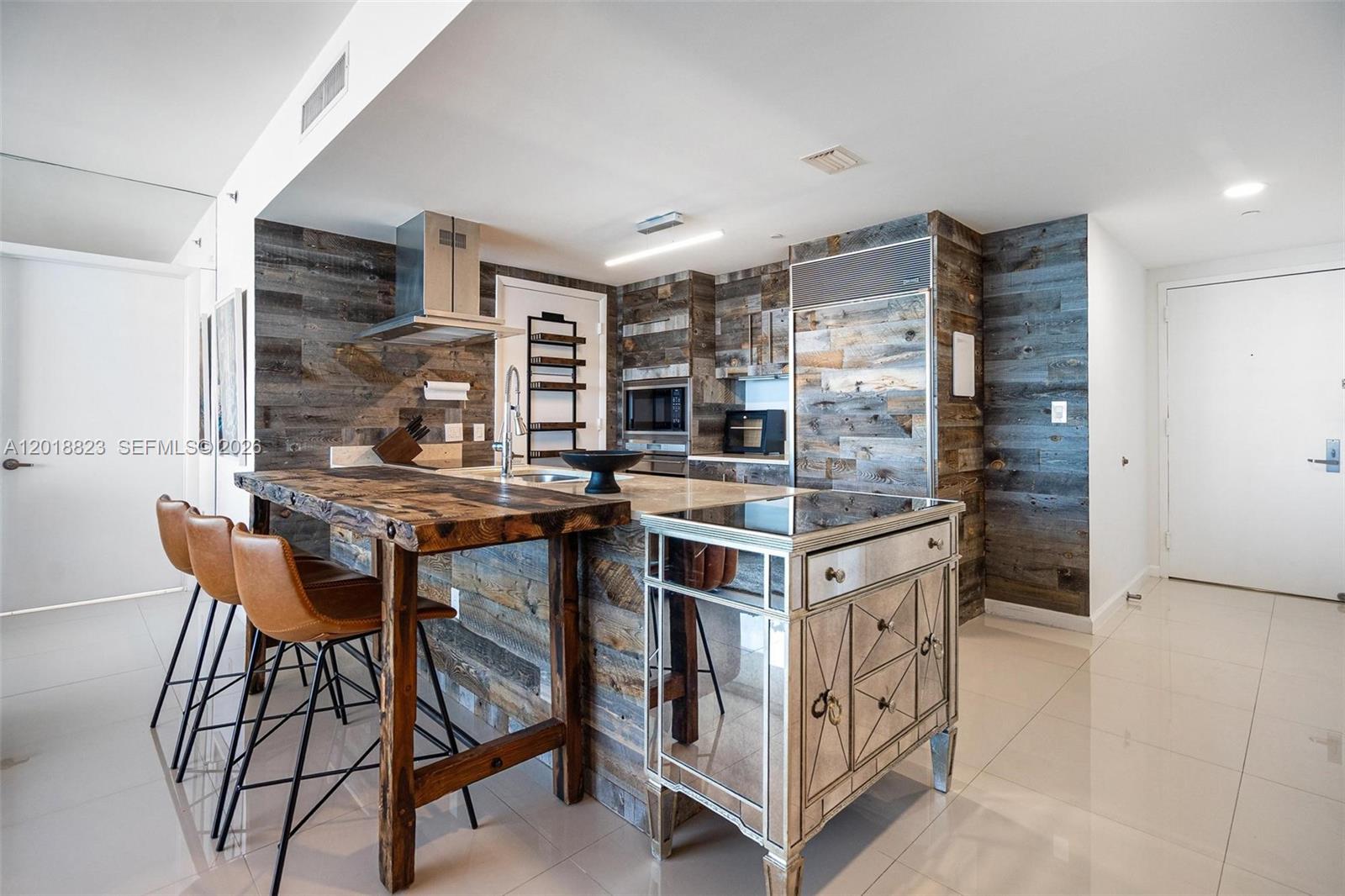 495 Brickell Ave #4911 Miami, FL 33131