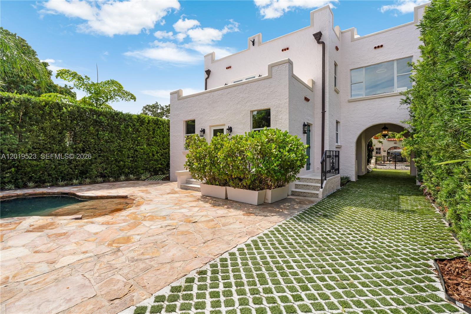 31 NE 46th St Miami, FL 33137
