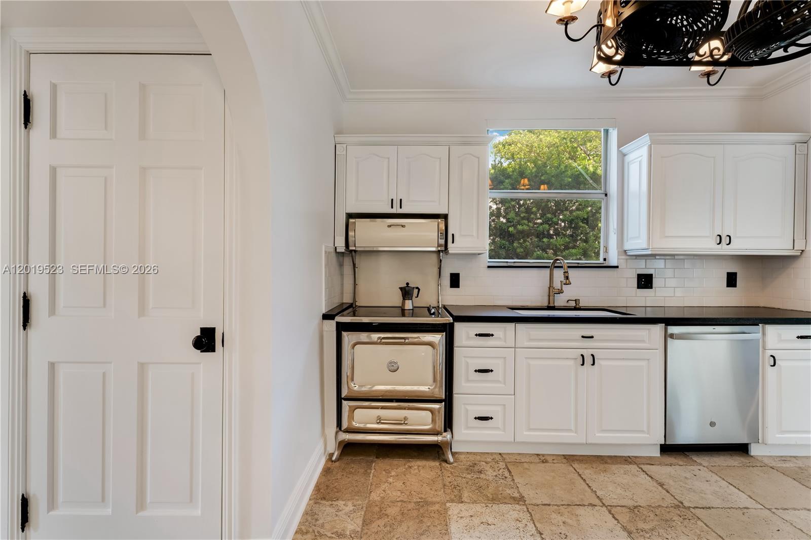 31 NE 46th St Miami, FL 33137