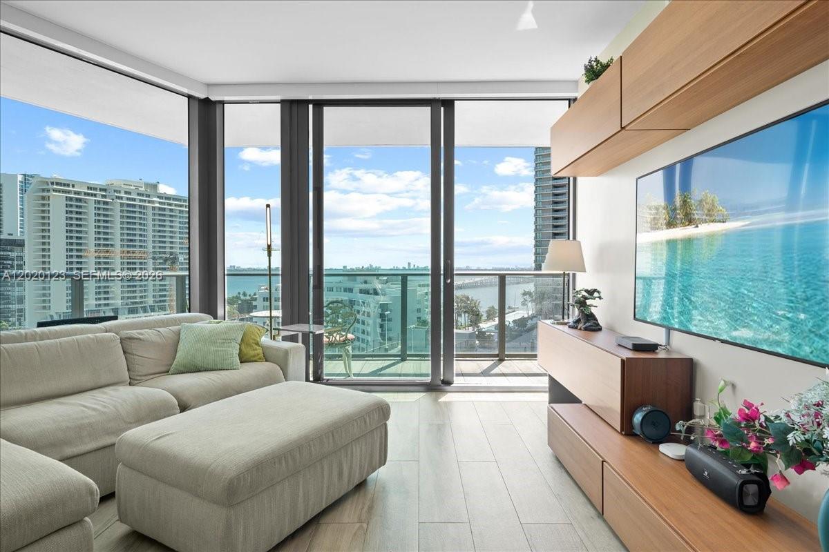 image Paraiso Bayviews81