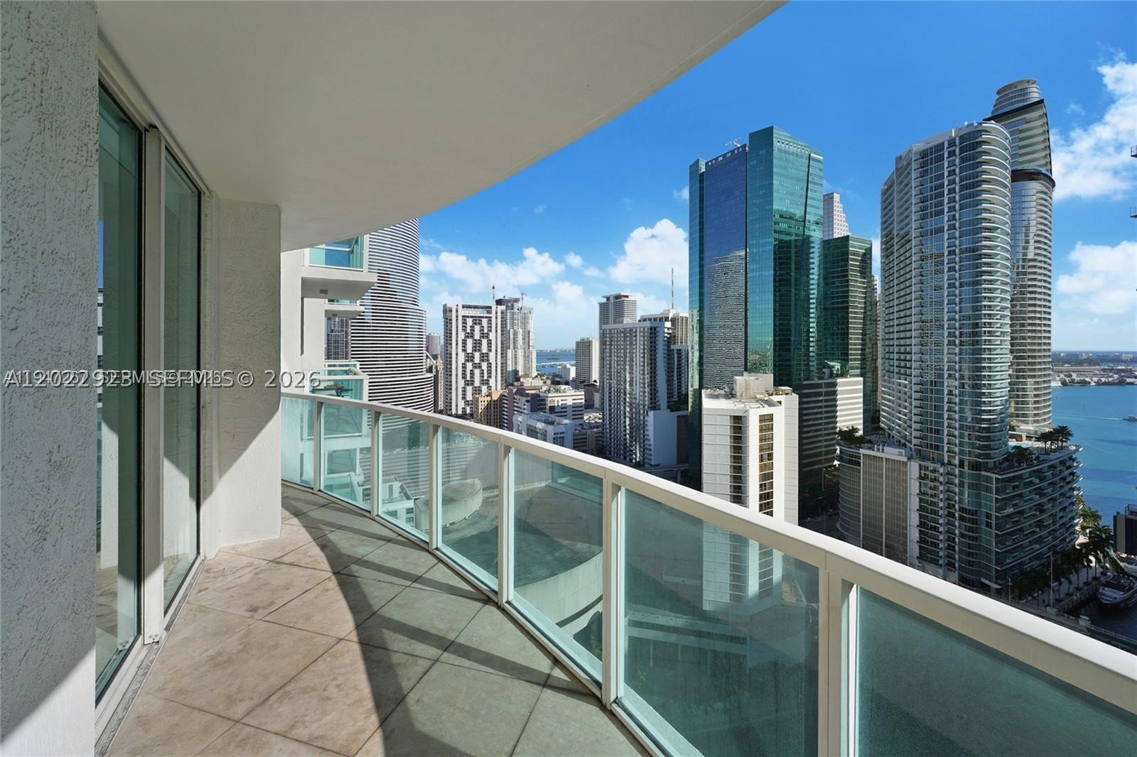 image Brickell on the River North7