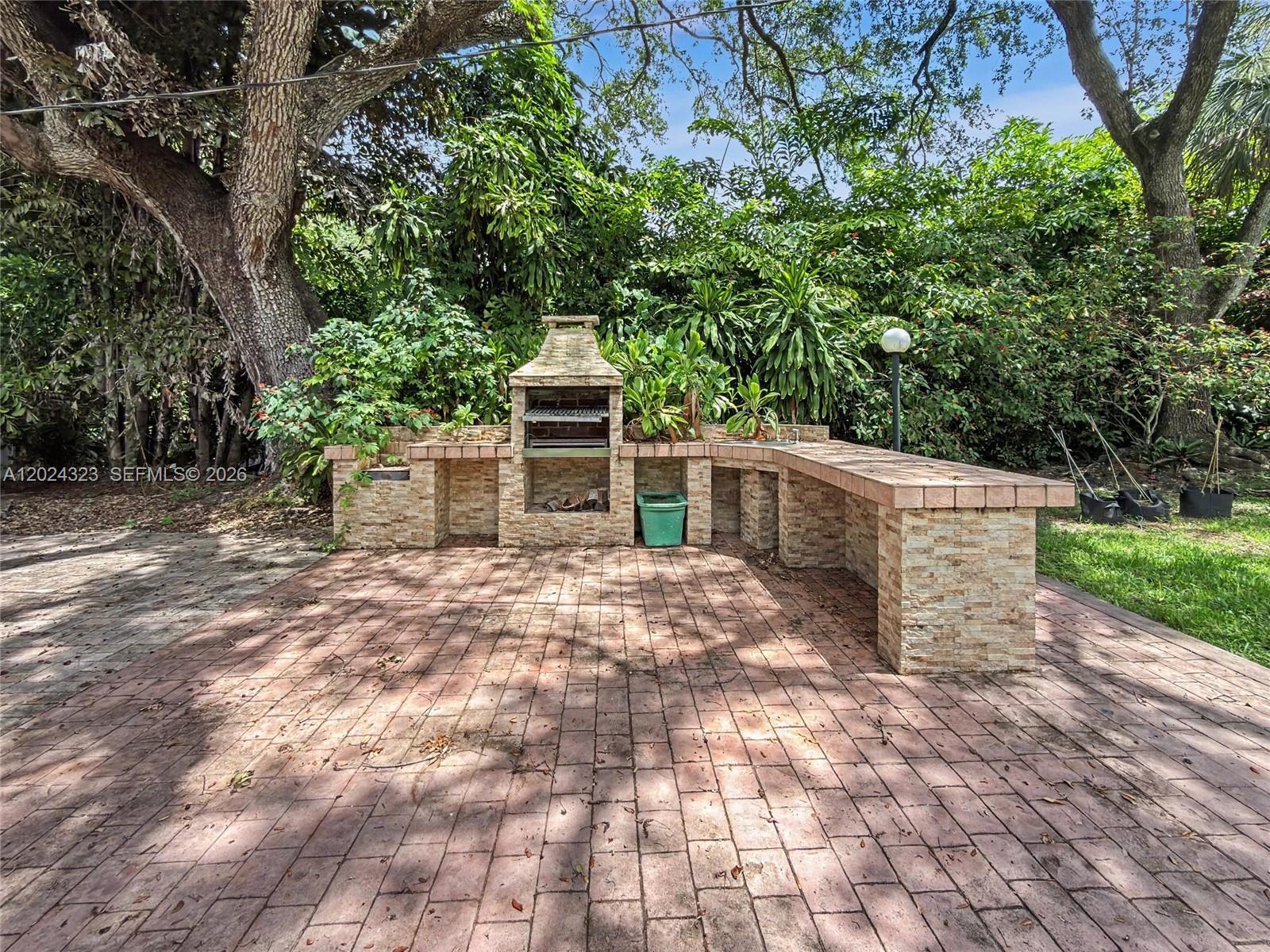 7601 SW 64th Ct South Miami, FL 33143
