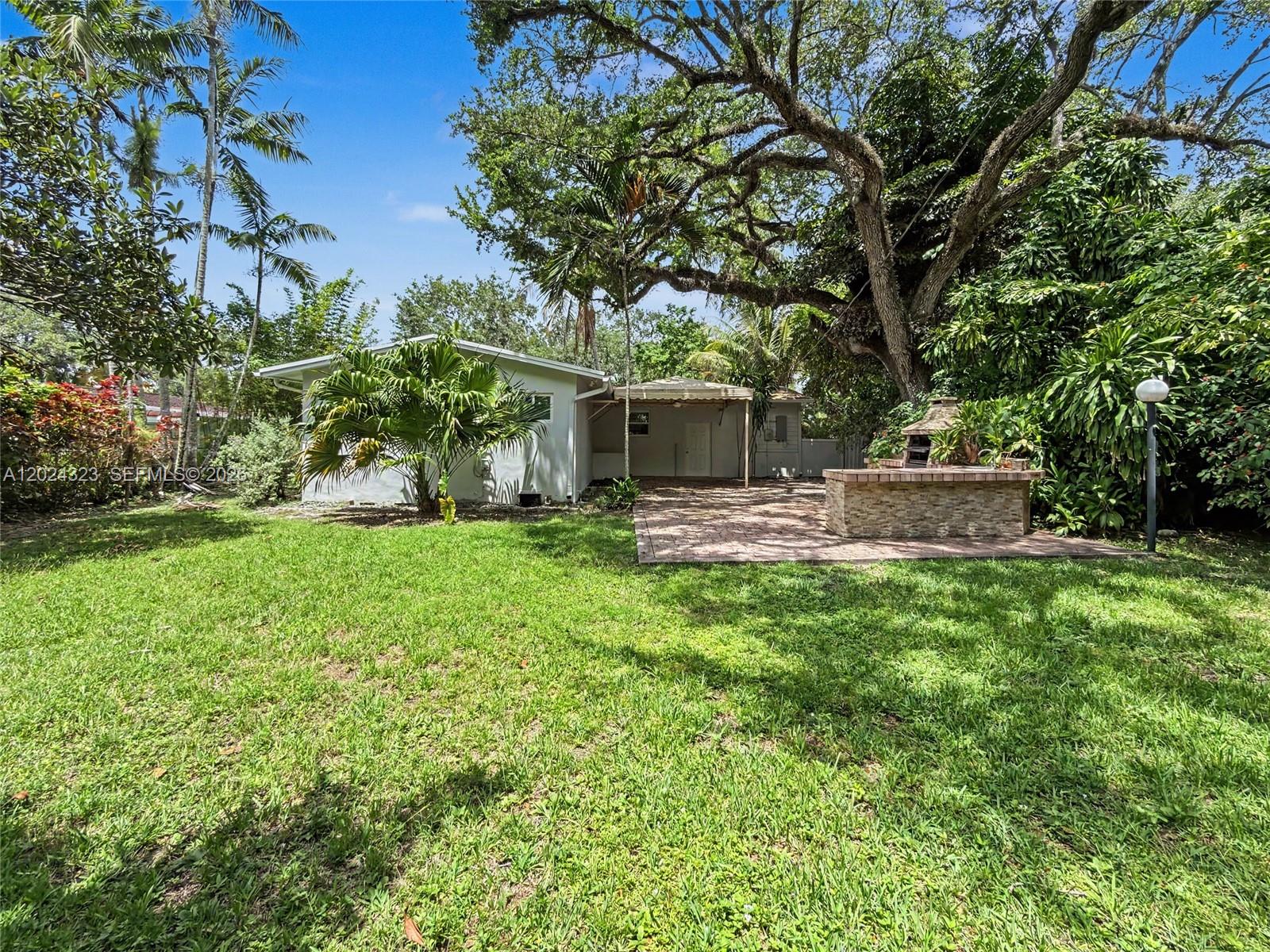 7601 SW 64th Ct South Miami, FL 33143