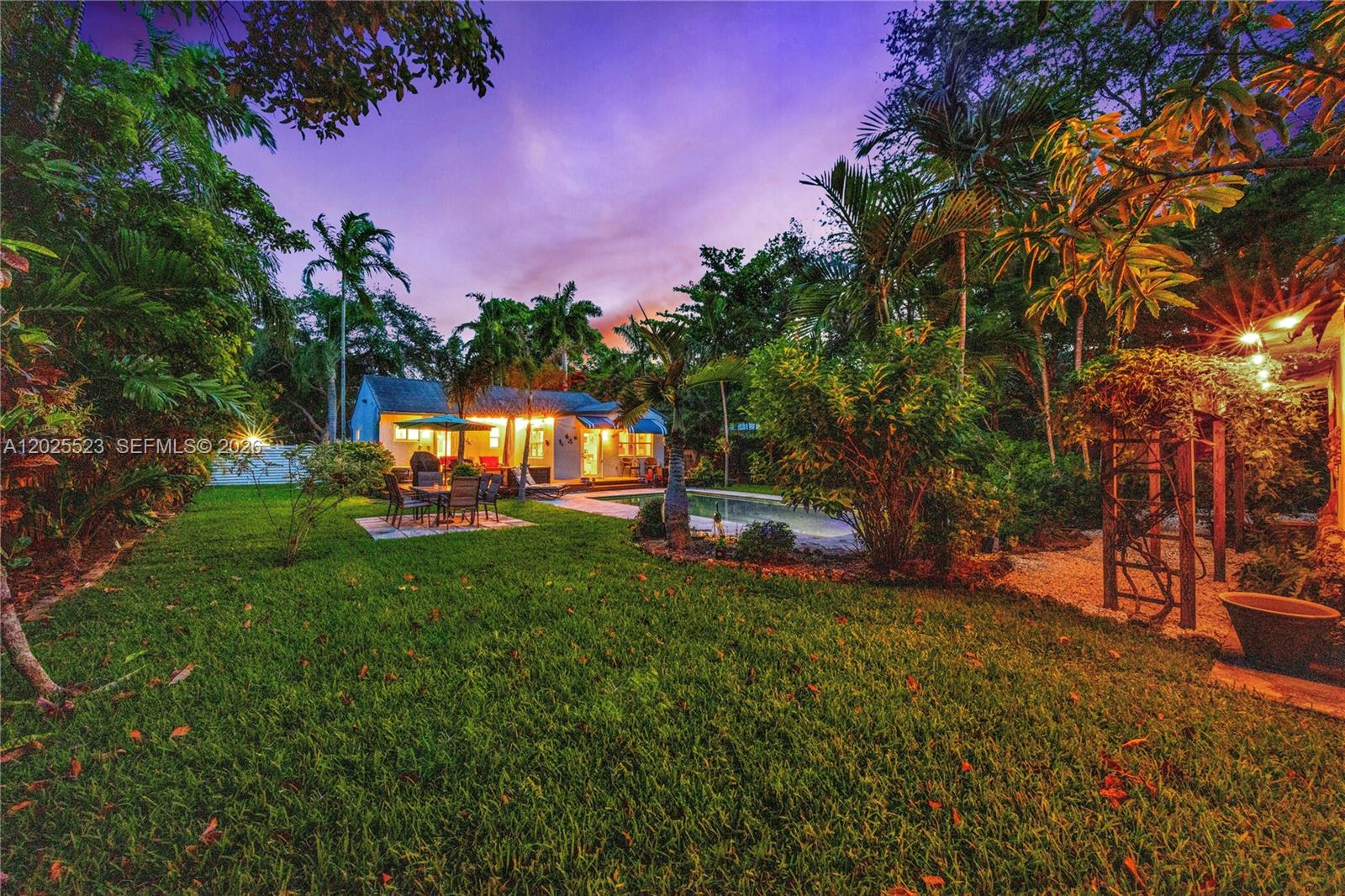 5825 SW 46th Ter Miami, FL 33155