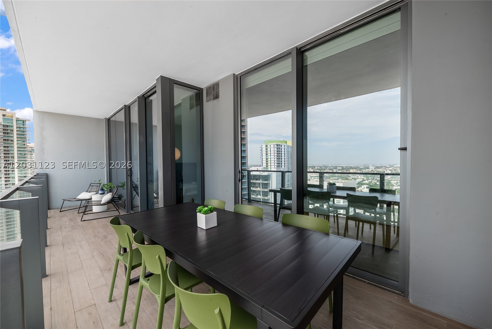 image Rise Brickell City Centre10