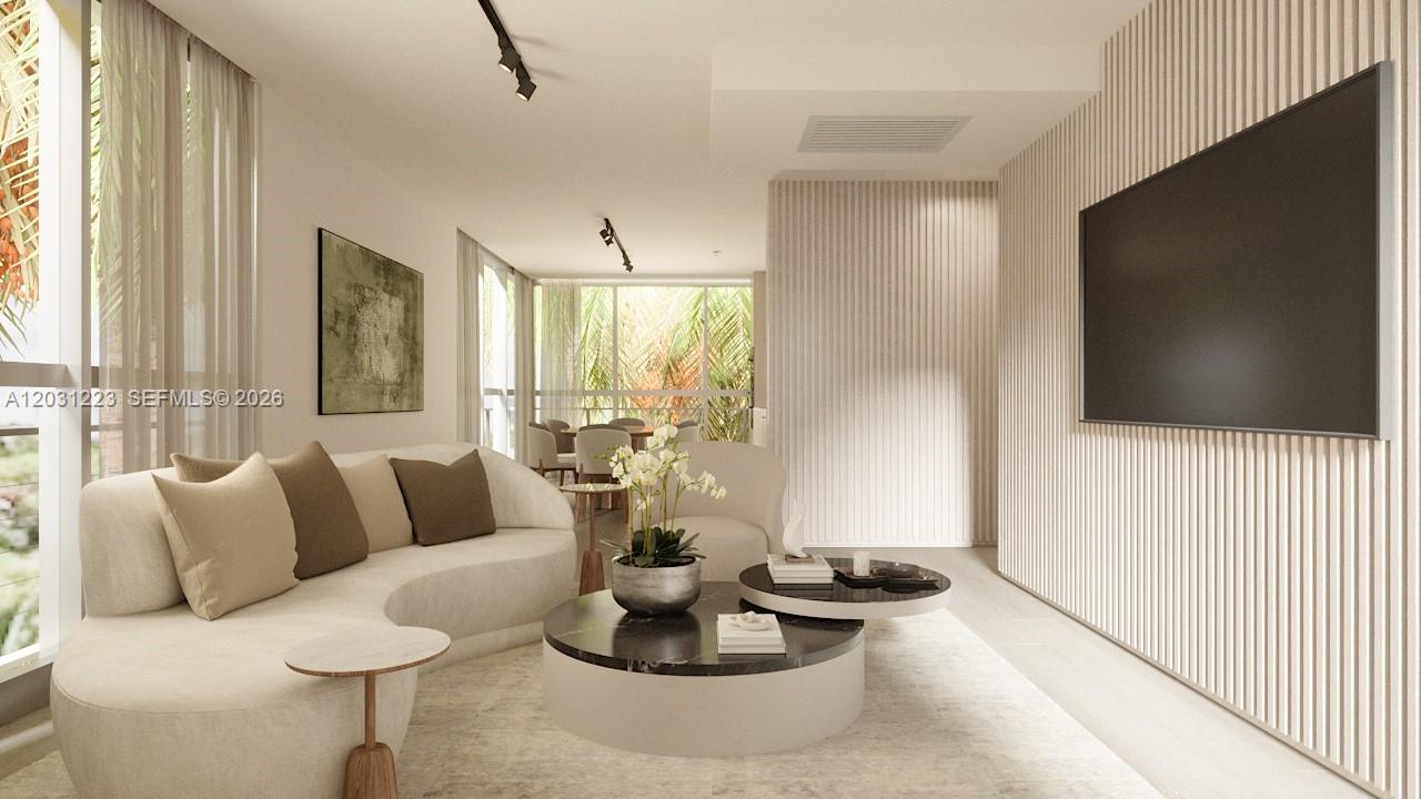 260 Collins Ave #303 Miami Beach, FL 33139