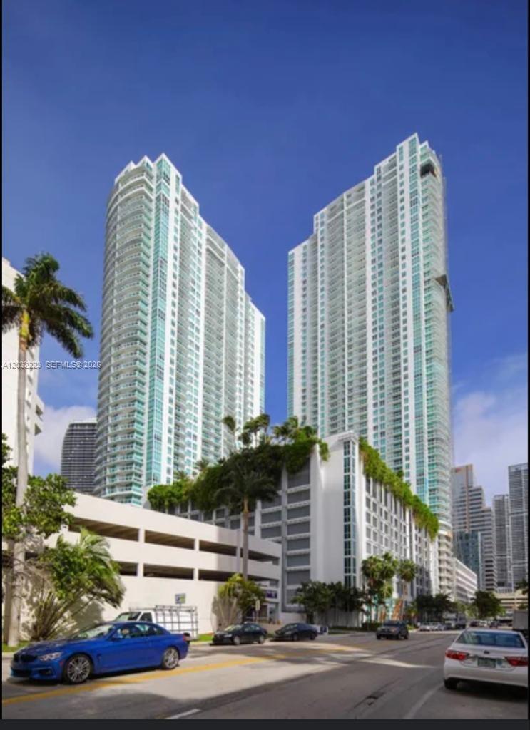 950 Brickell Bay Dr #701