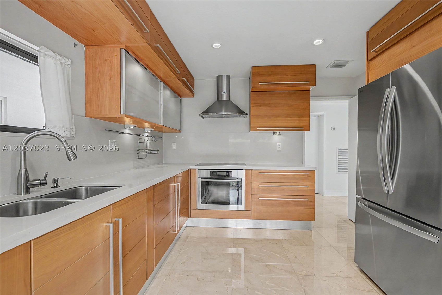 4950 San Amaro Dr Coral Gables, FL 33146