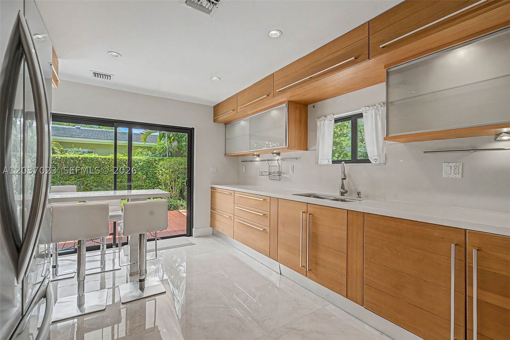 4950 San Amaro Dr Coral Gables, FL 33146