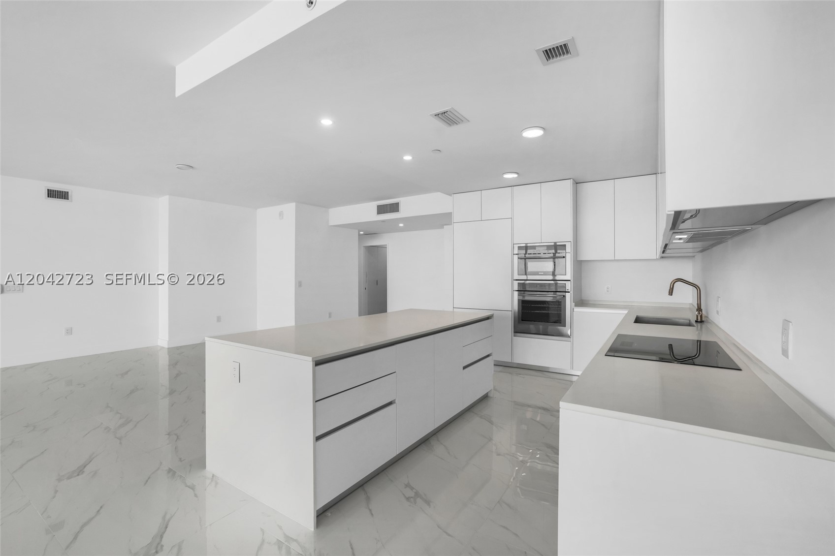 700 NE 24th St #4702 Miami, FL 33137