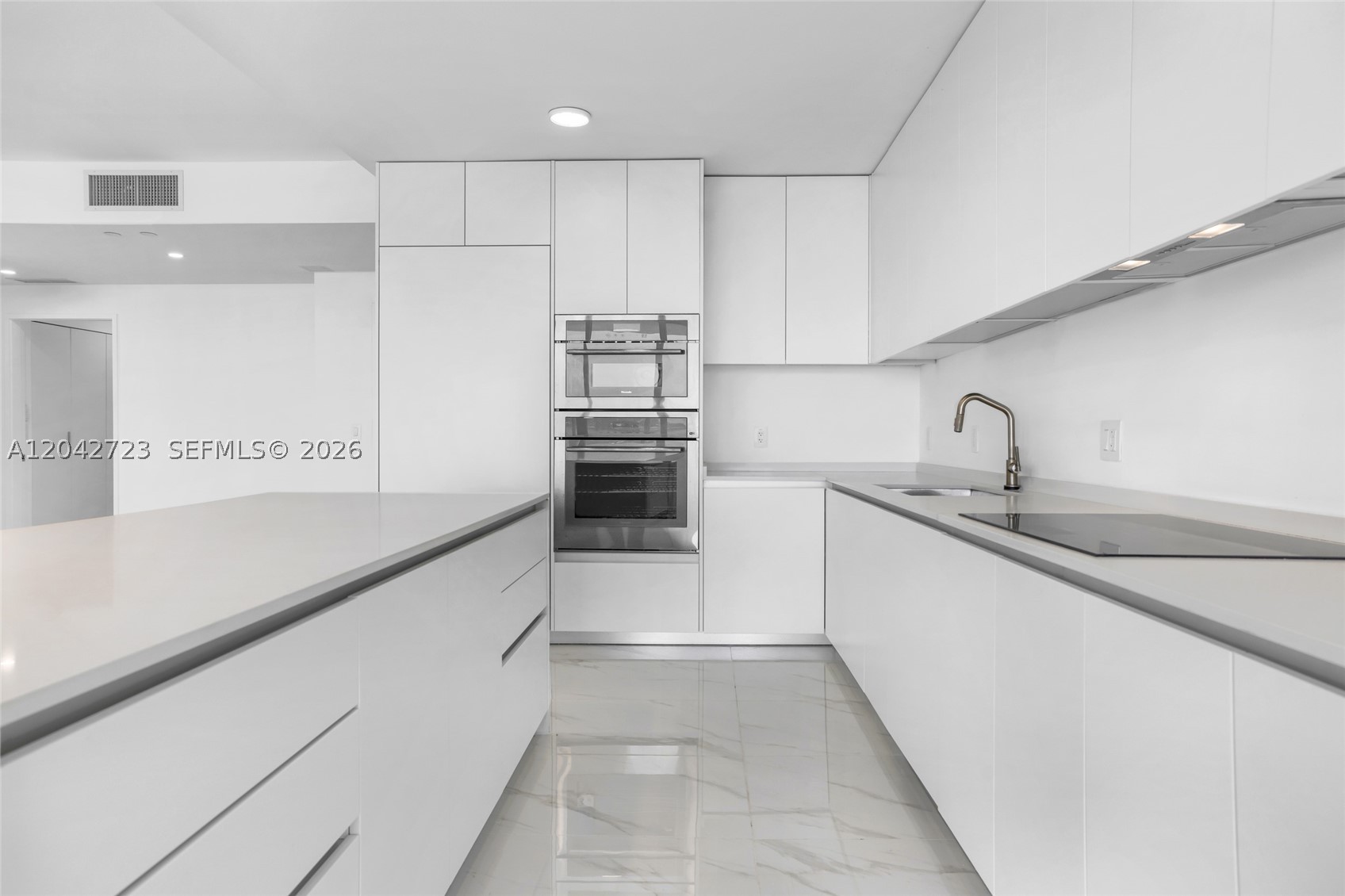 700 NE 24th St #4702 Miami, FL 33137