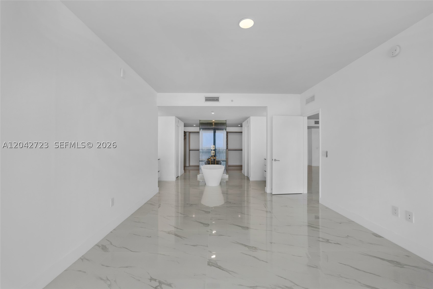 700 NE 24th St #4702 Miami, FL 33137