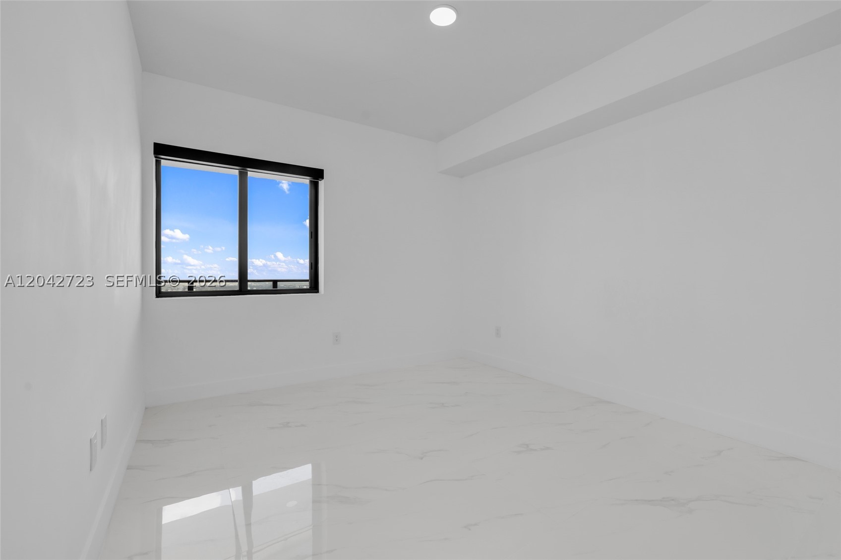 700 NE 24th St #4702 Miami, FL 33137