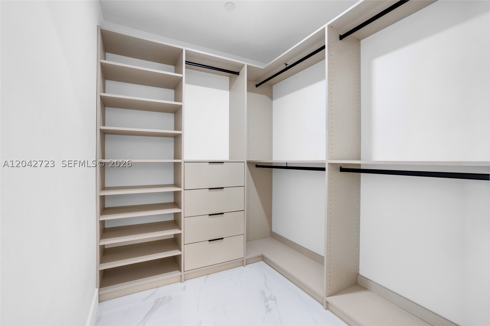 700 NE 24th St #4702 Miami, FL 33137