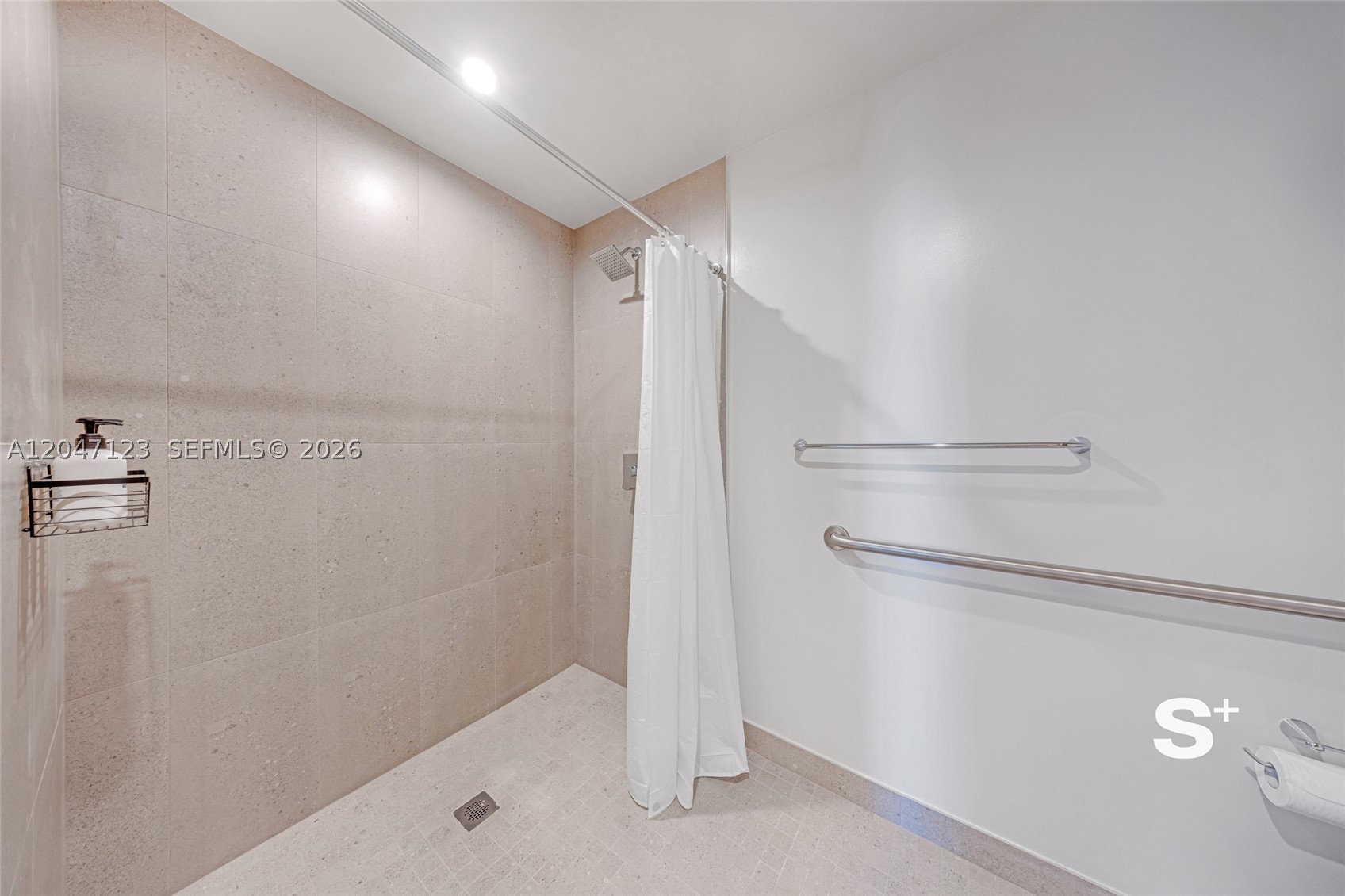 image The Crosby Miami Worldcenter22