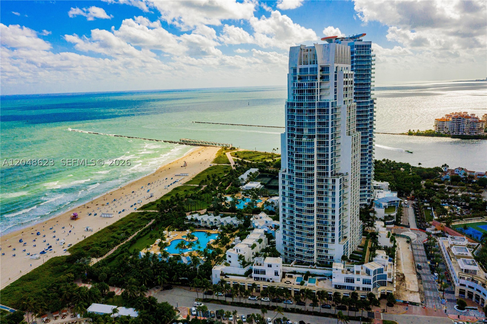 image Continuum South Beach North Tower11
