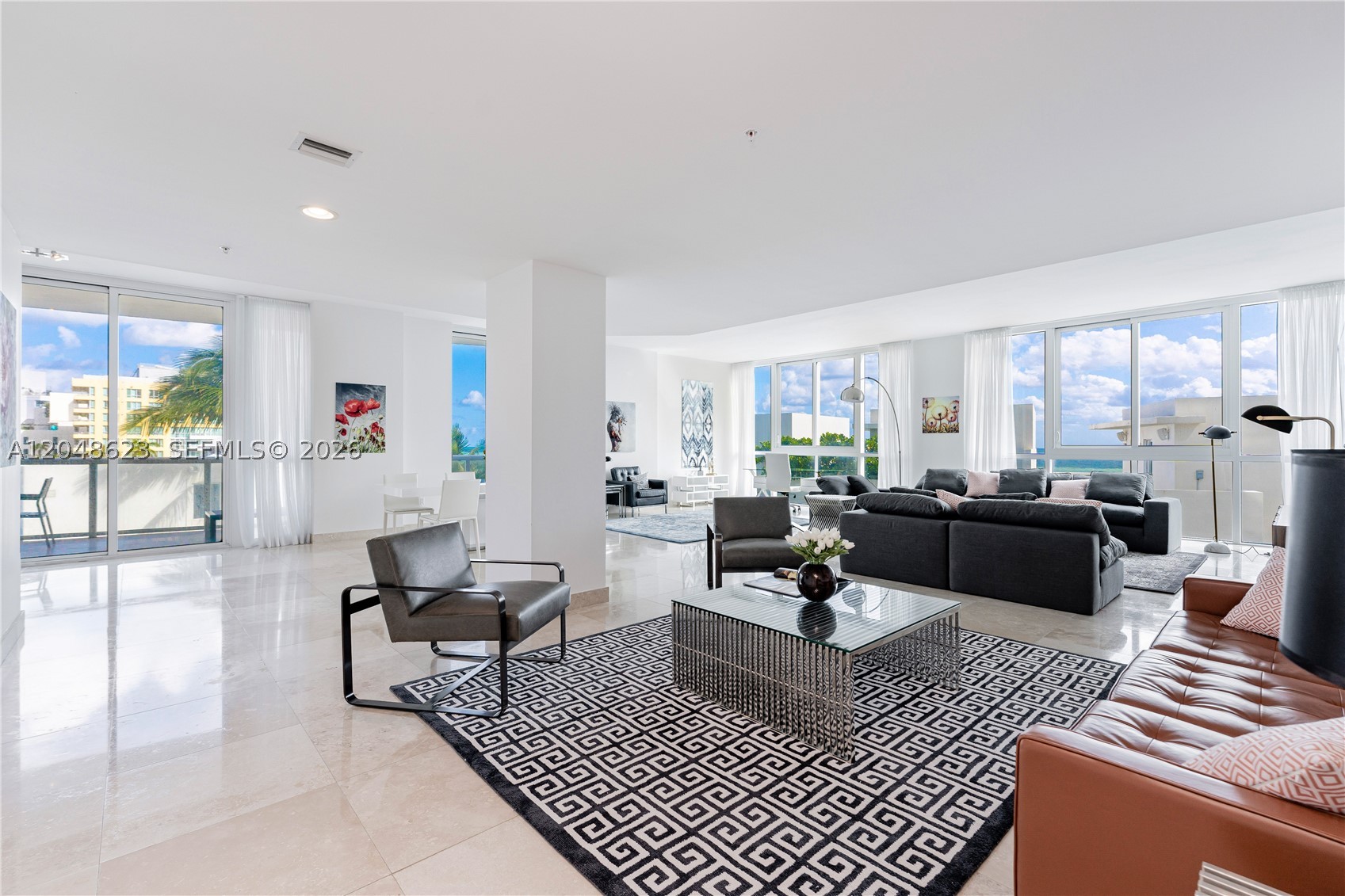 image Continuum South Beach North Tower13