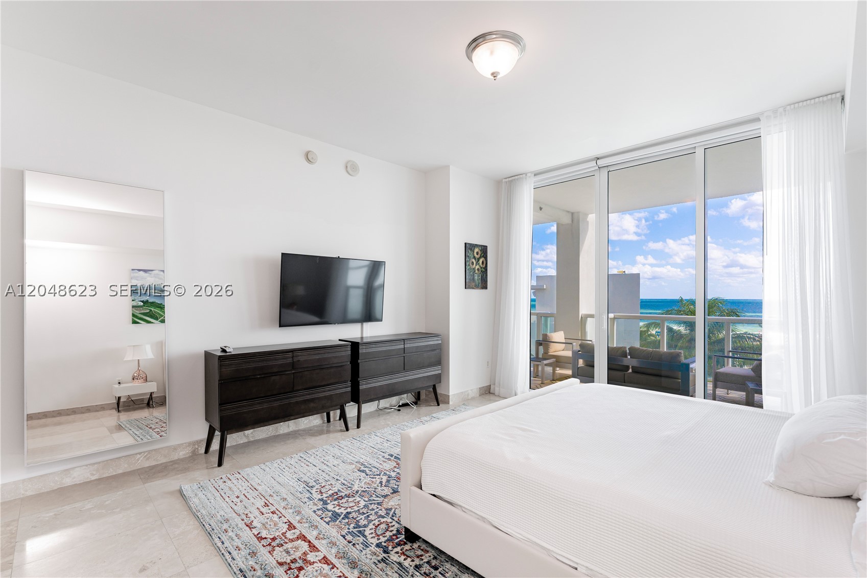 image Continuum South Beach North Tower32