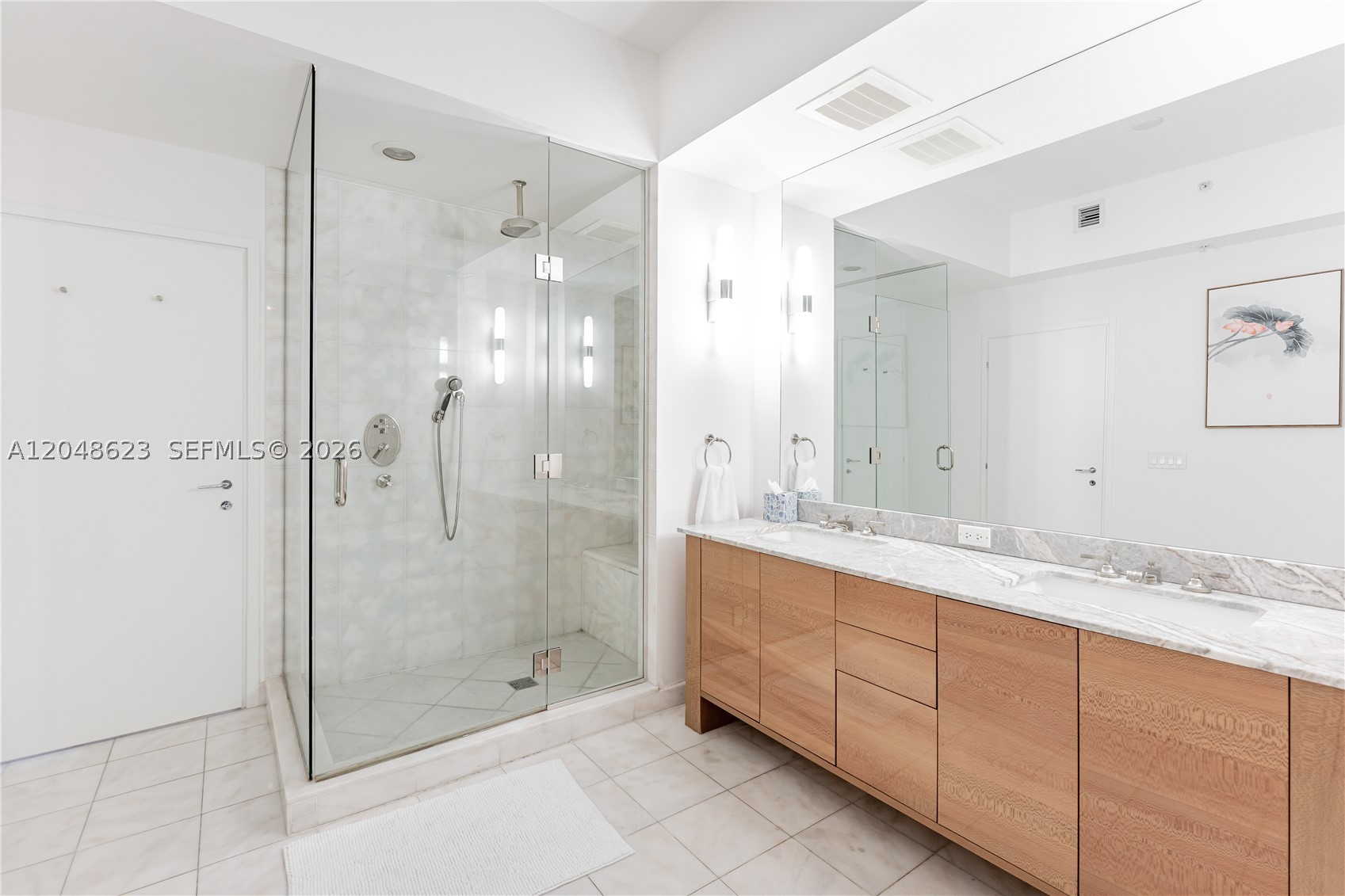 image Continuum South Beach North Tower41
