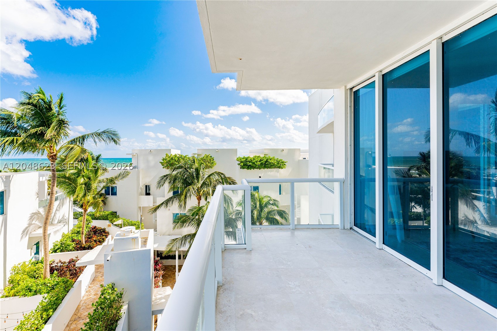 image Continuum South Beach North Tower50