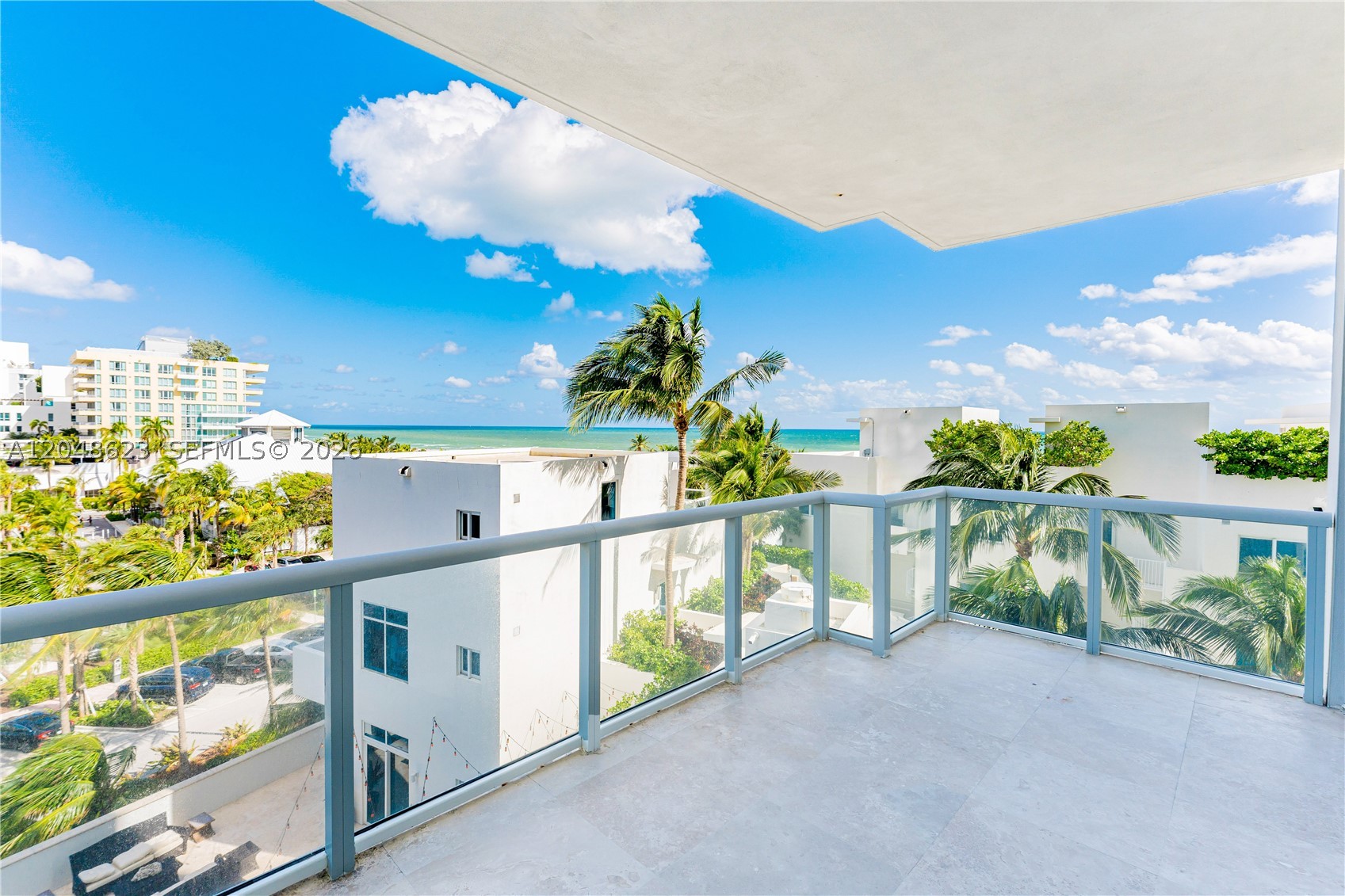 image Continuum South Beach North Tower51