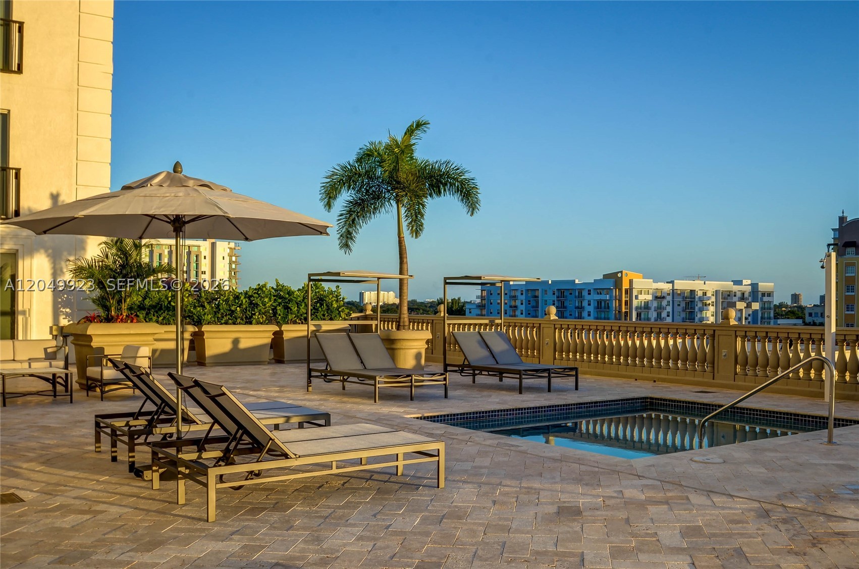 image Ten Aragon Condo13