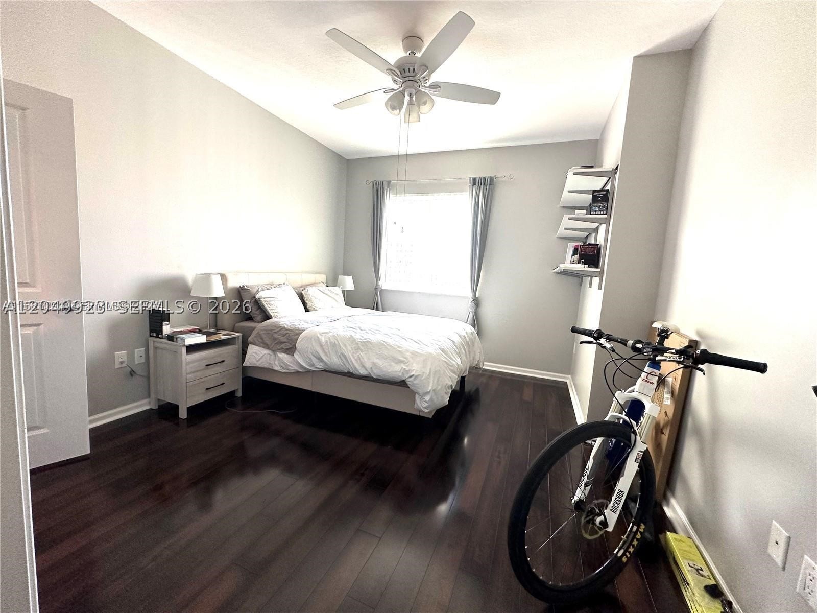 image Ten Aragon Condo3
