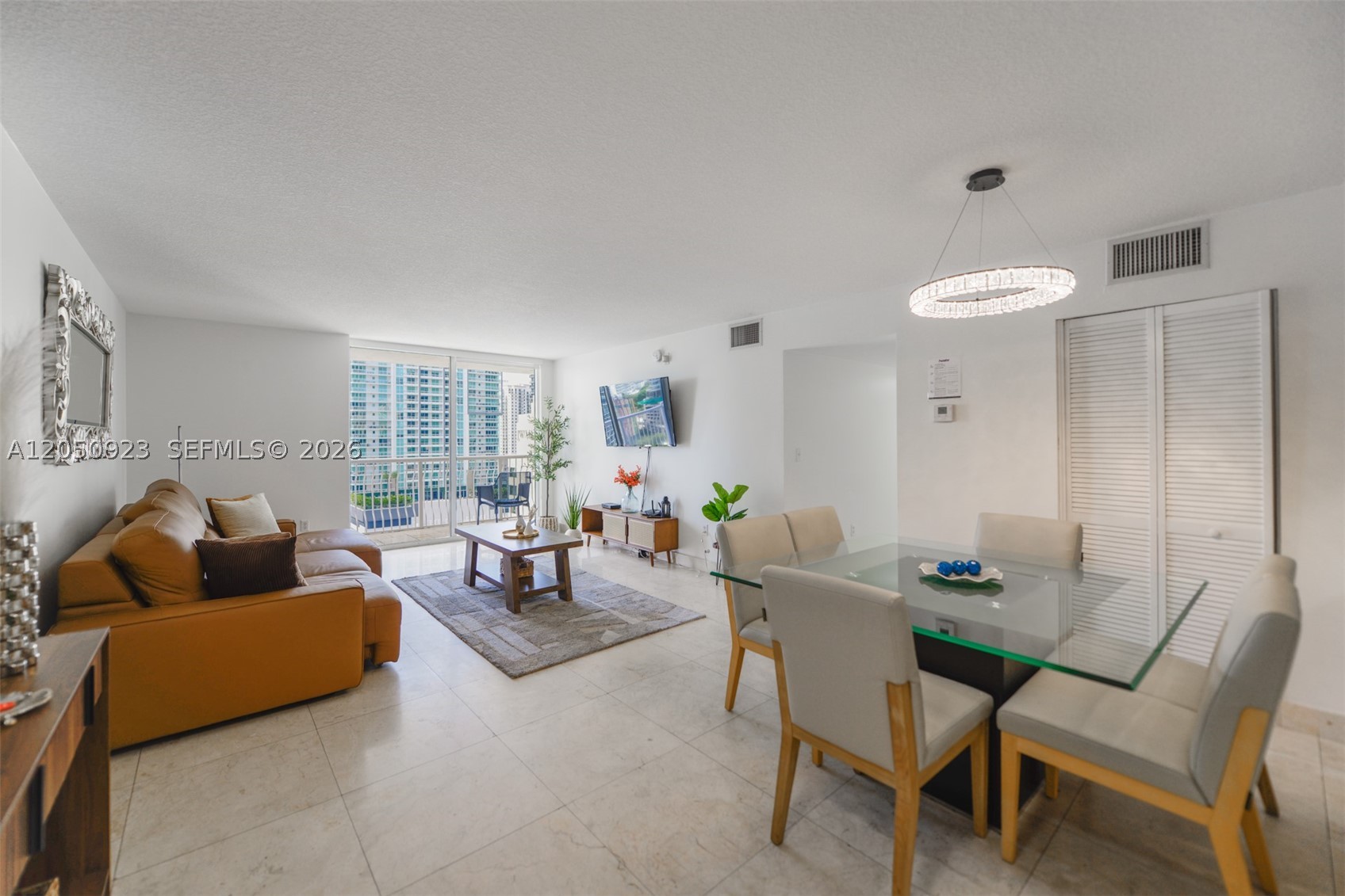 image The Club at Brickell Bay15