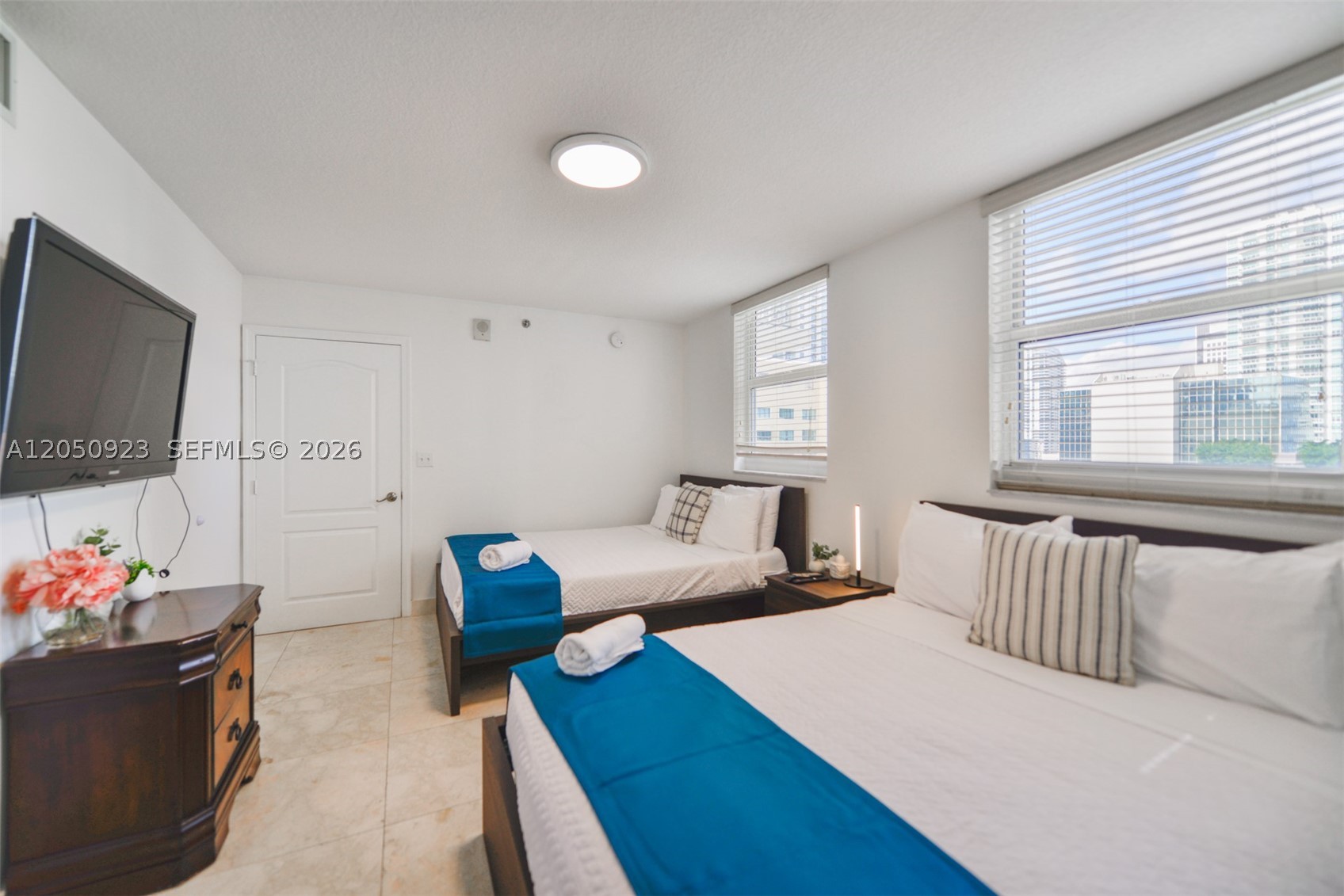 image The Club at Brickell Bay20