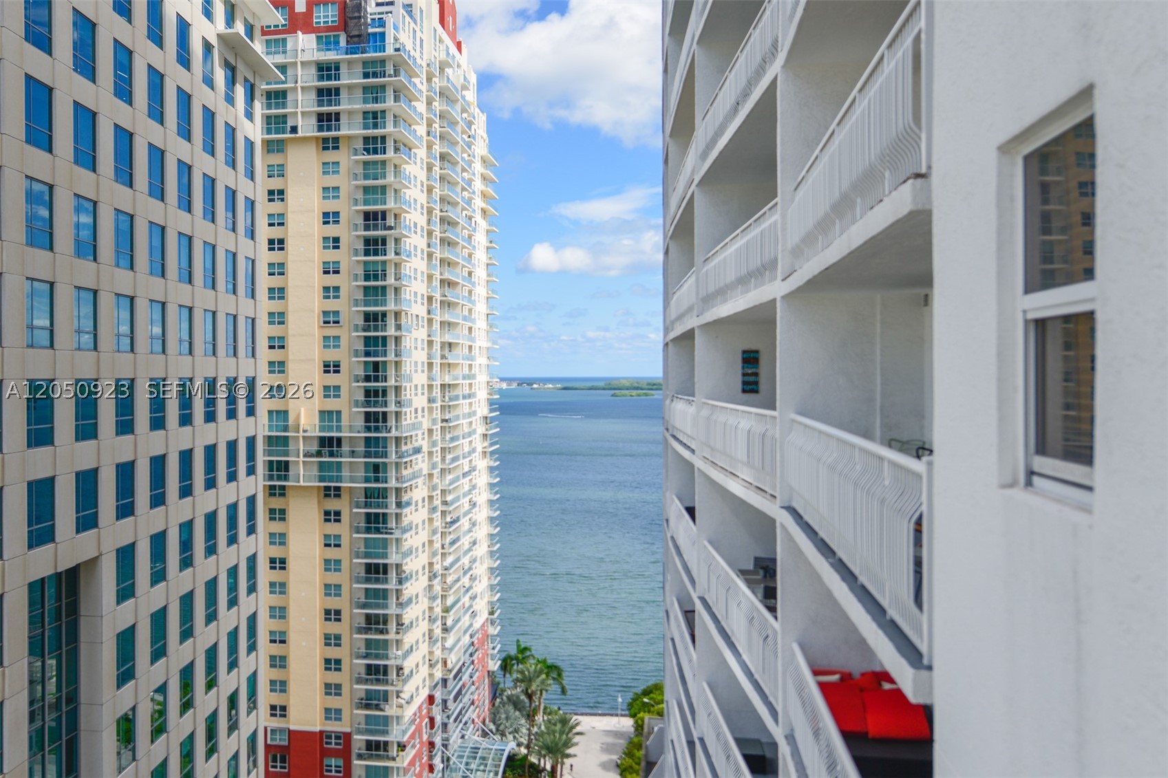 image The Club at Brickell Bay41