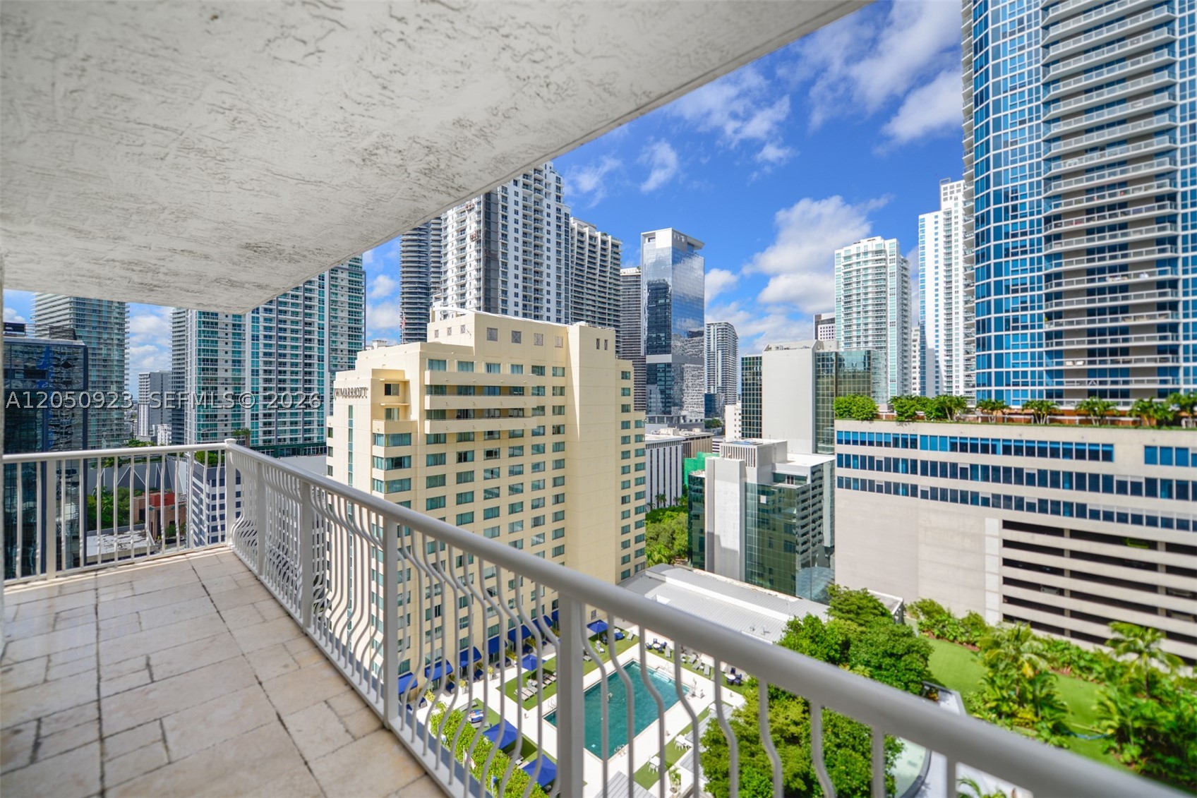 image The Club at Brickell Bay42