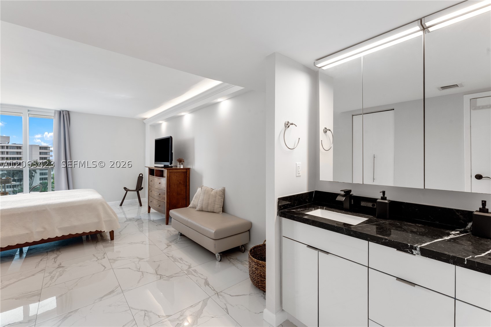 image Arlen House East16
