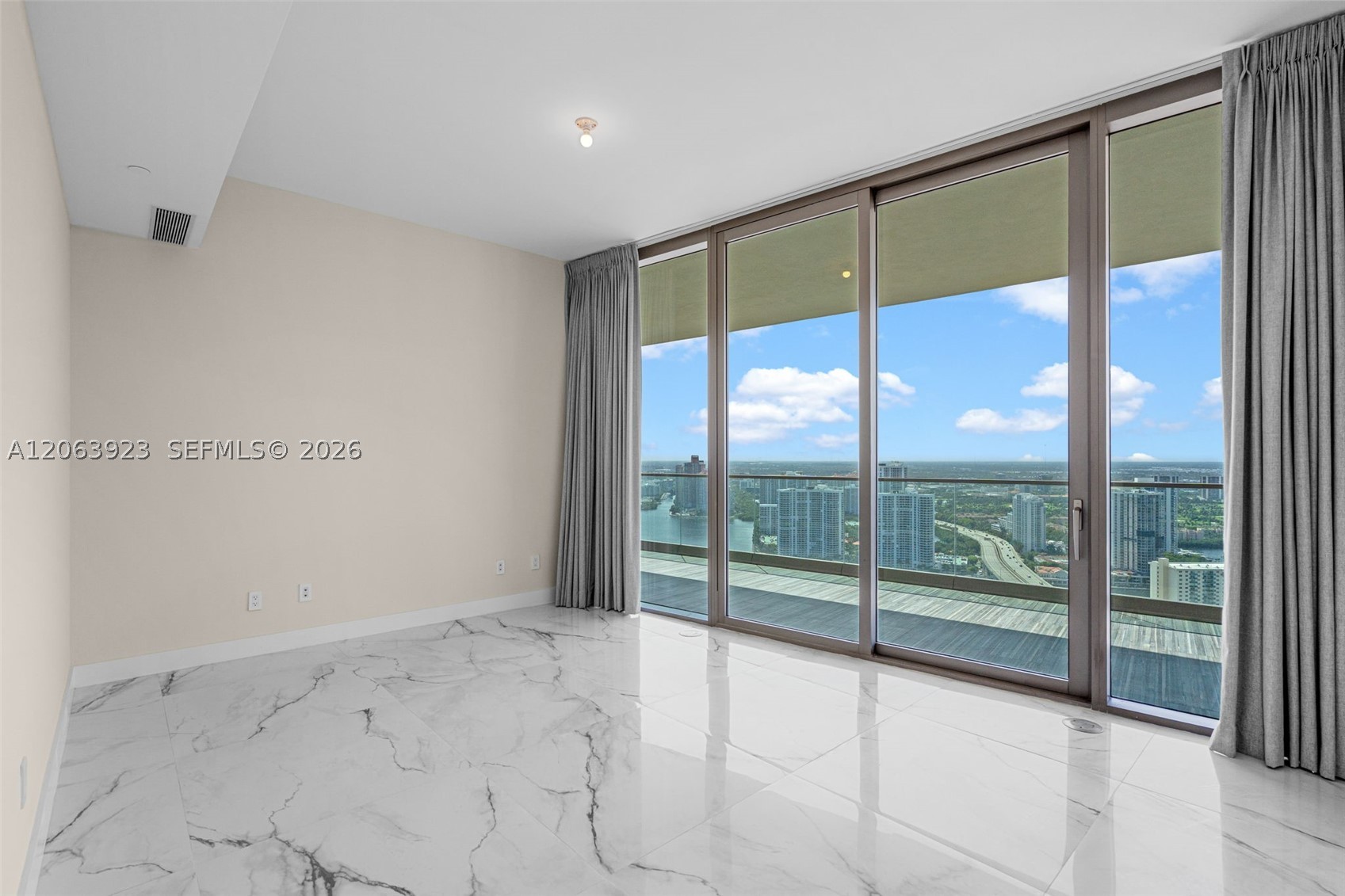 18975 Collins Ave #3605 Sunny Isles Beach, FL 33160