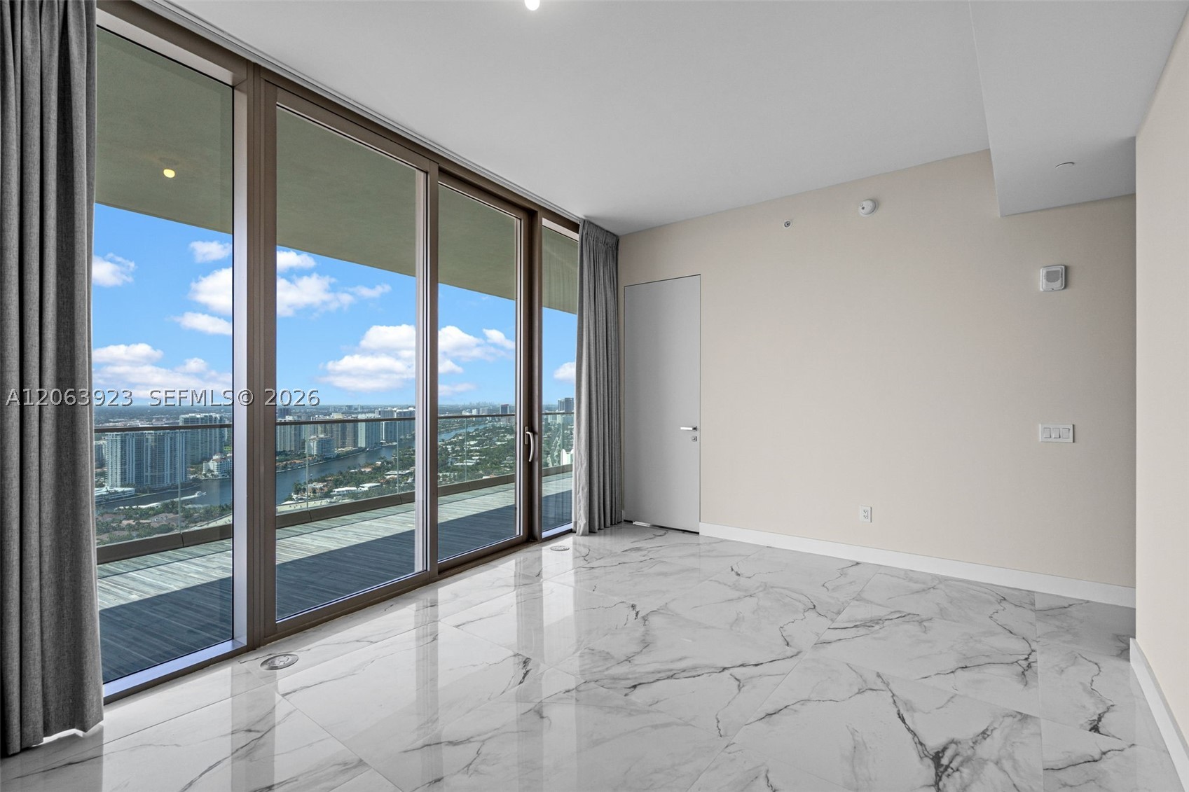18975 Collins Ave #3605 Sunny Isles Beach, FL 33160