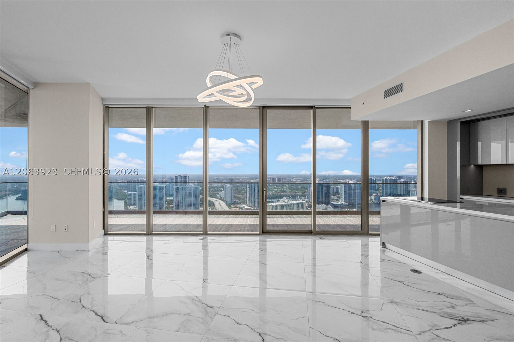 18975 Collins Ave #3605 Sunny Isles Beach, FL 33160