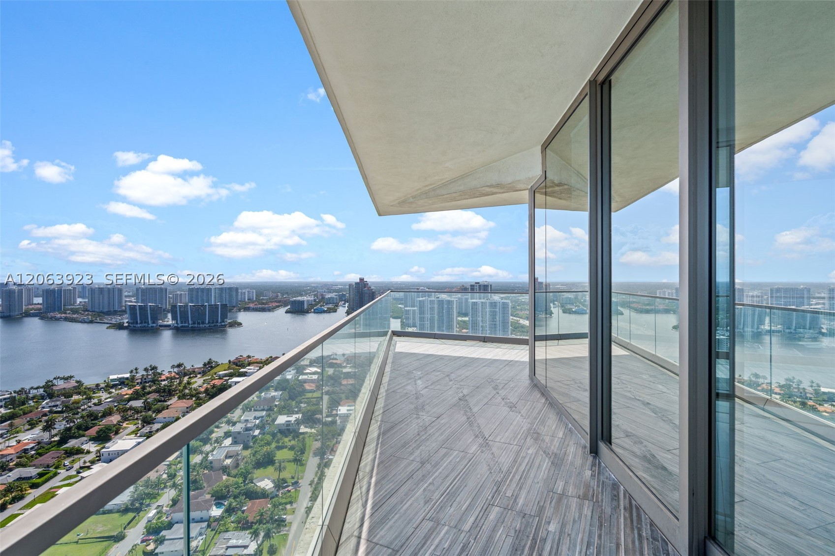 18975 Collins Ave #3605 Sunny Isles Beach, FL 33160