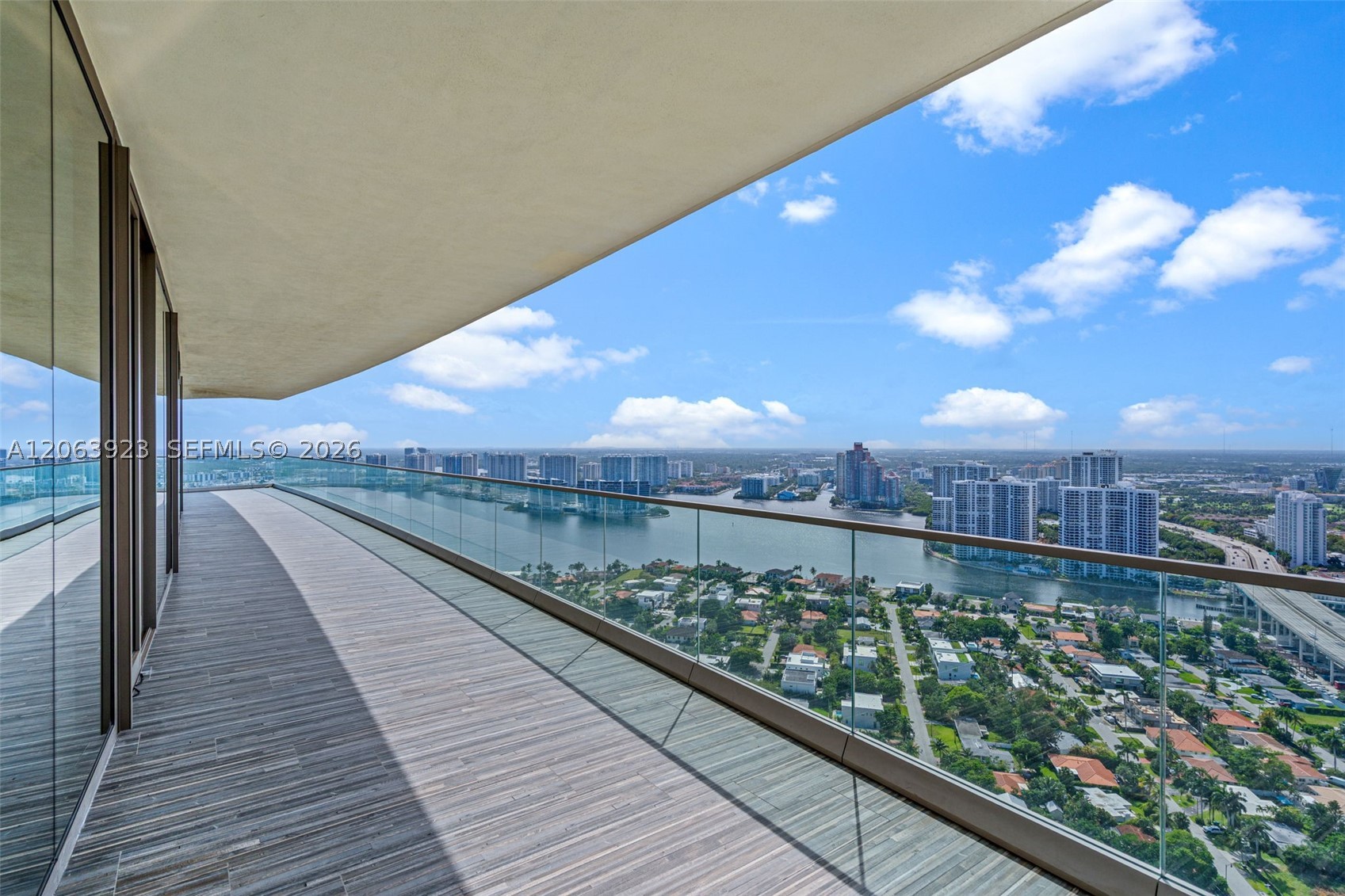 18975 Collins Ave #3605 Sunny Isles Beach, FL 33160