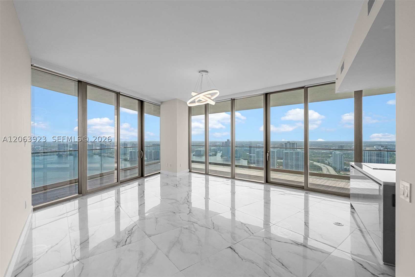 18975 Collins Ave #3605 Sunny Isles Beach, FL 33160