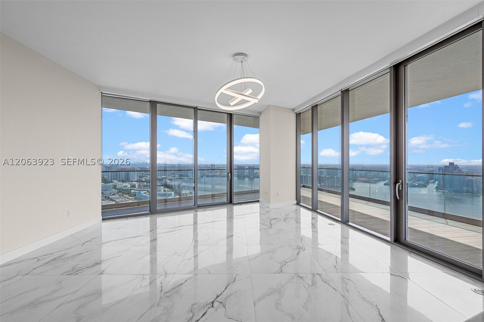 18975 Collins Ave #3605 Sunny Isles Beach, FL 33160
