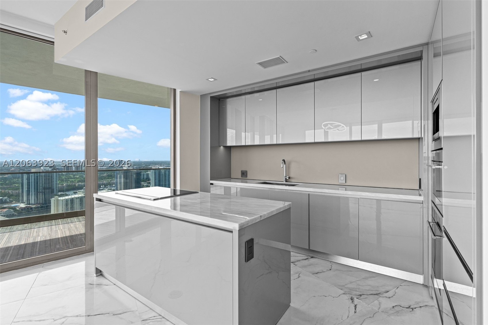 18975 Collins Ave #3605 Sunny Isles Beach, FL 33160