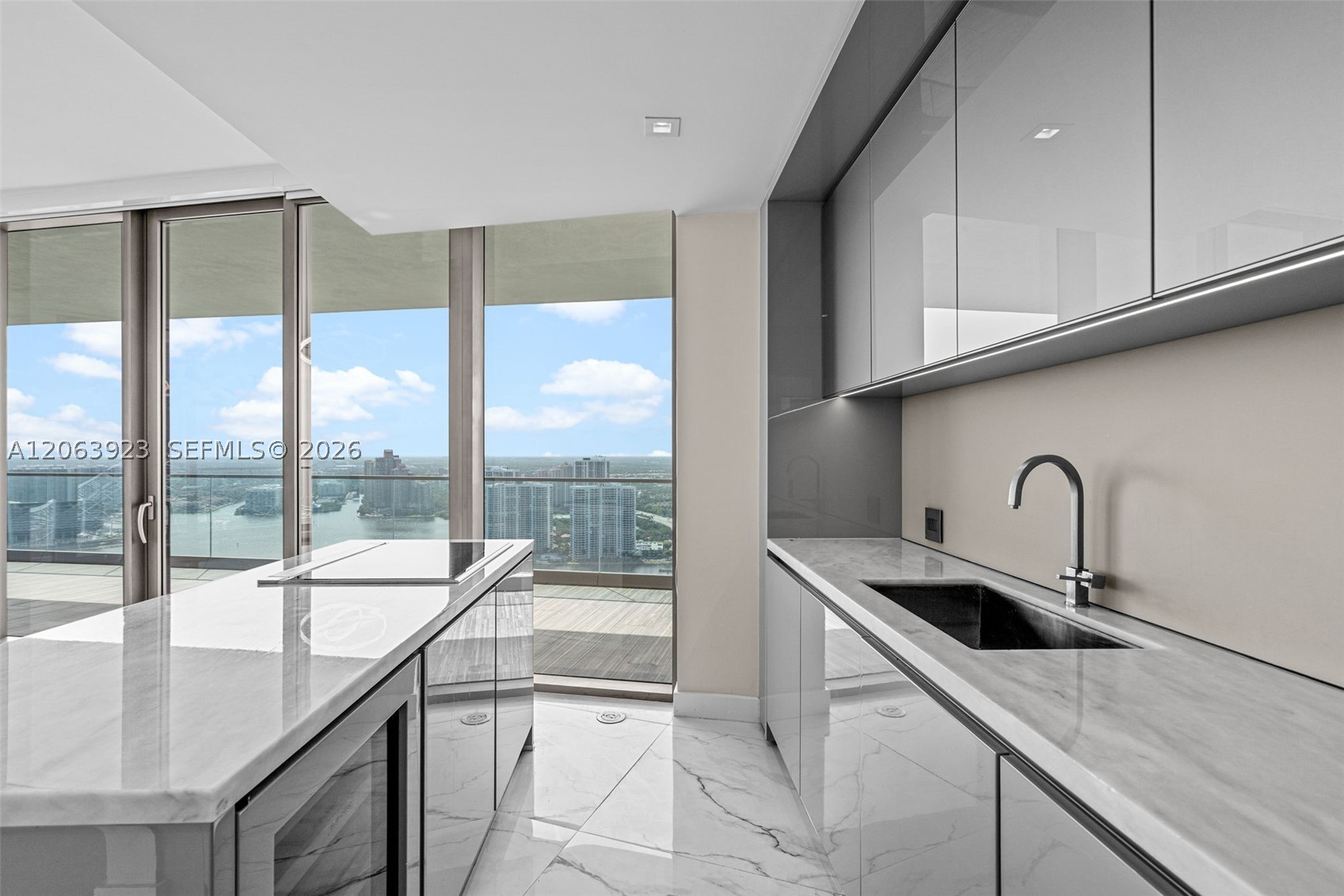 18975 Collins Ave #3605 Sunny Isles Beach, FL 33160