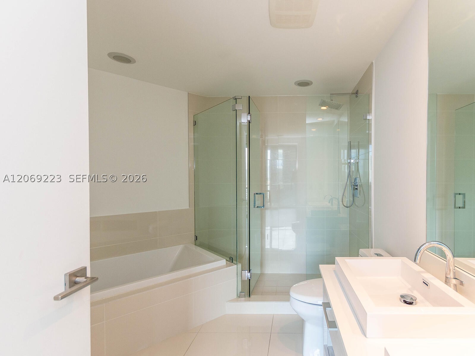image Brickell Heights East16
