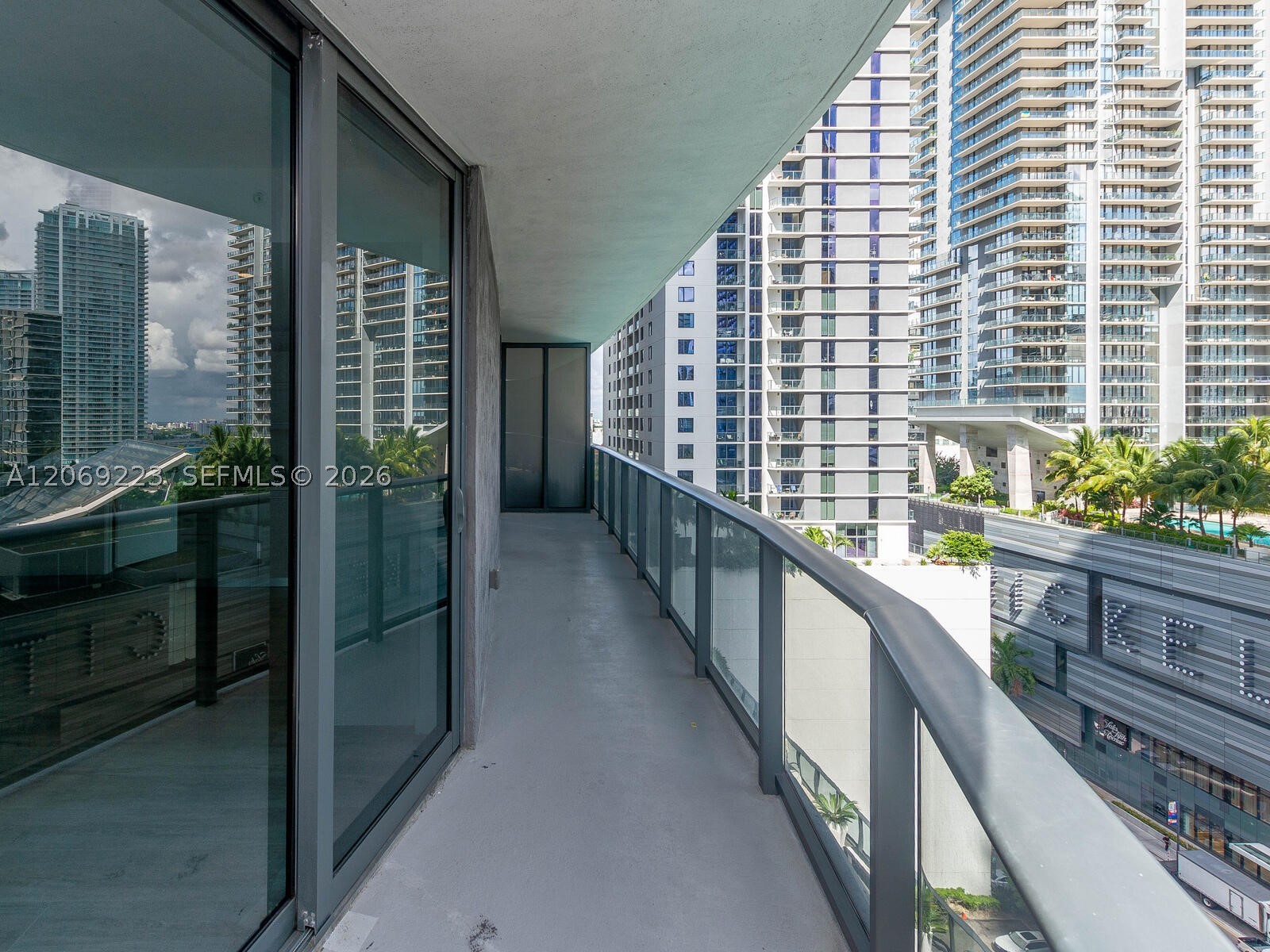image Brickell Heights East32