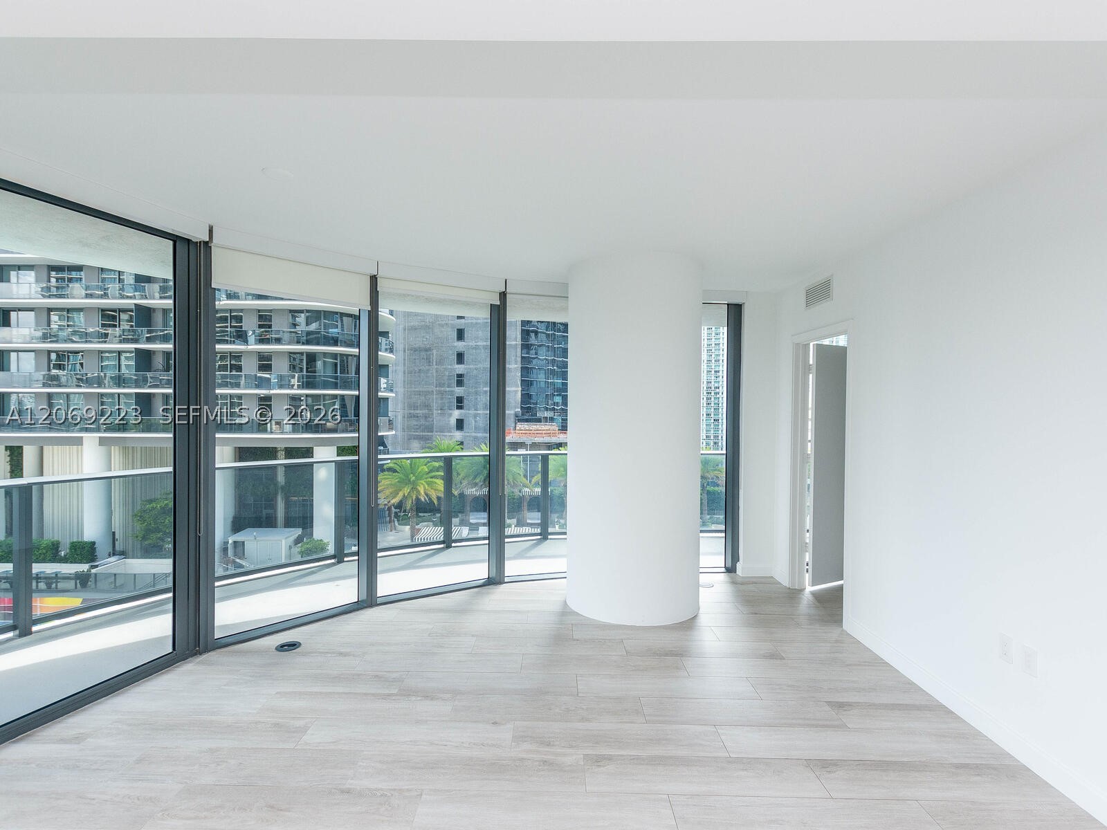 image Brickell Heights East4