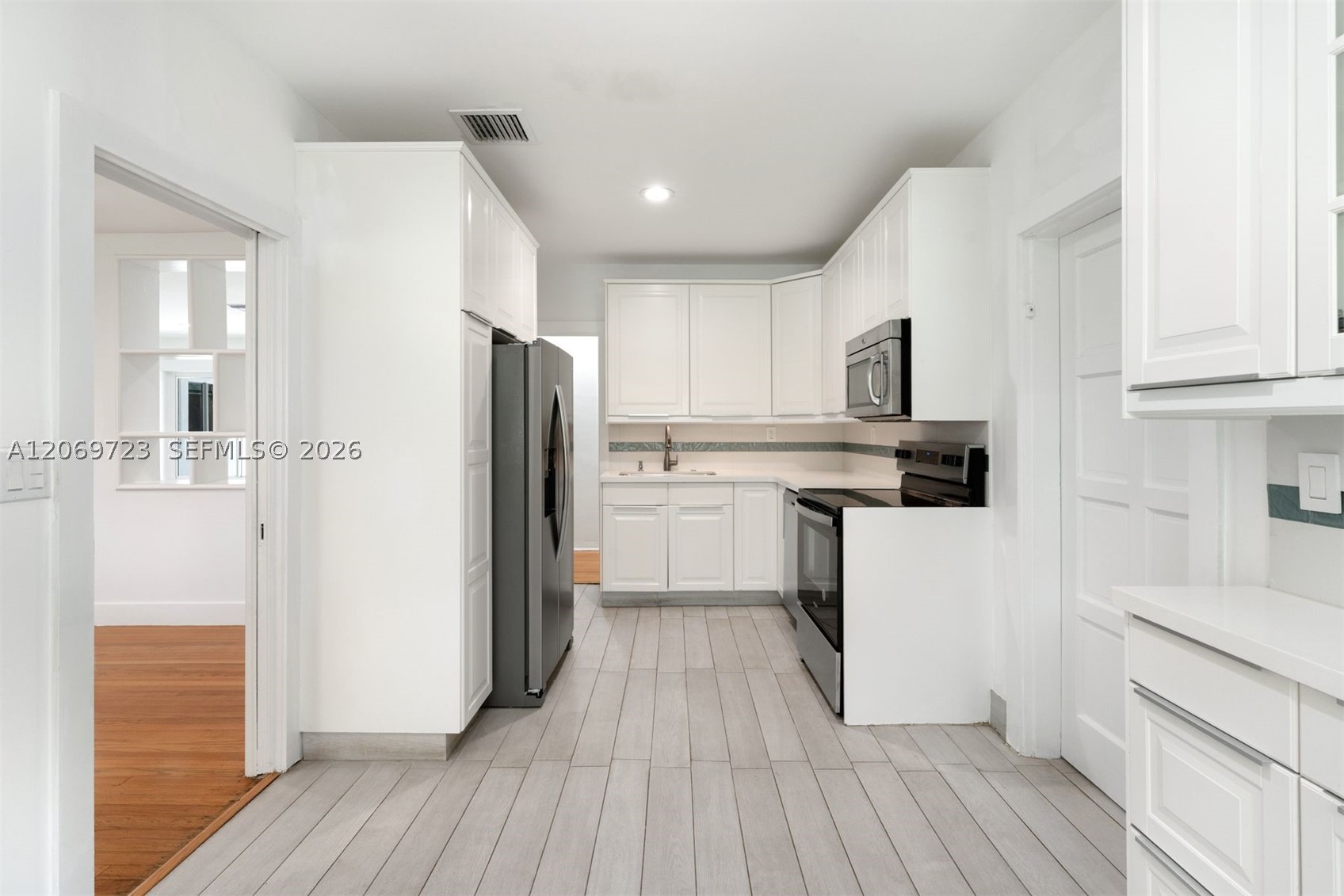 4724 Orduna Dr Coral Gables, FL 33146