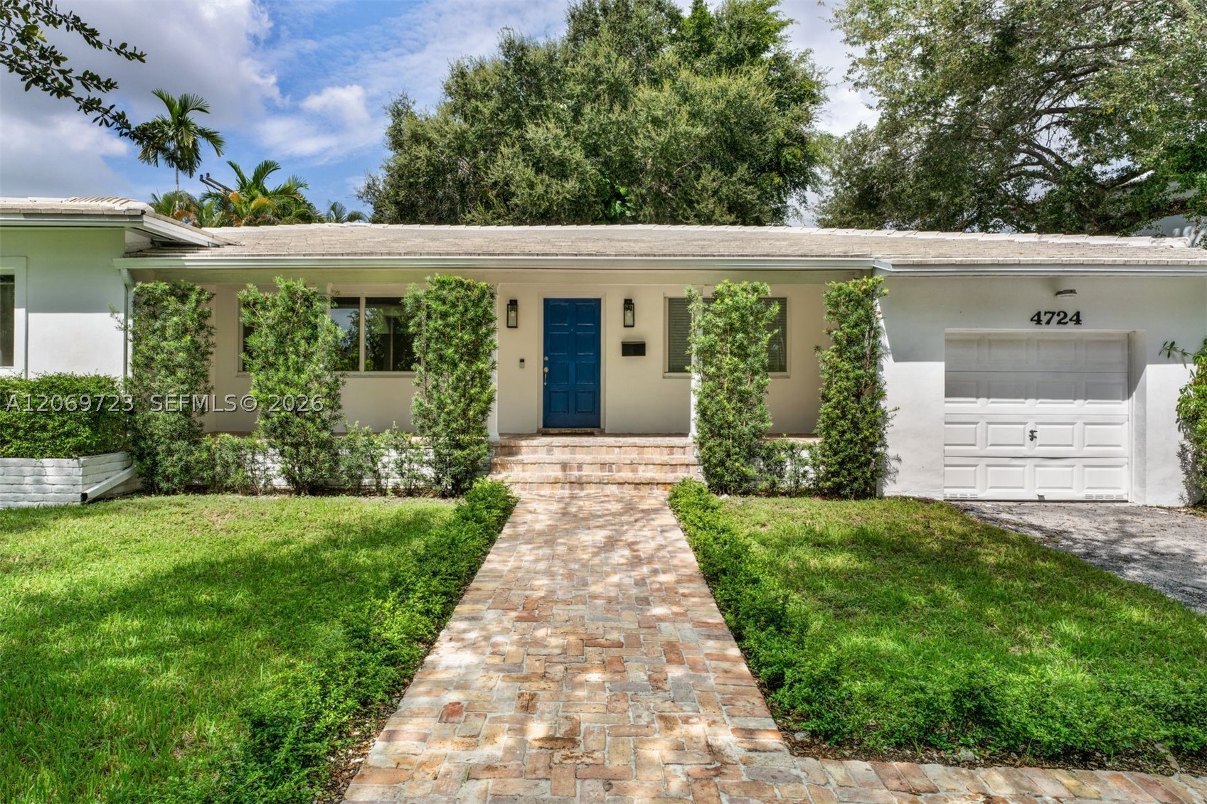 4724 Orduna Dr Coral Gables, FL 33146