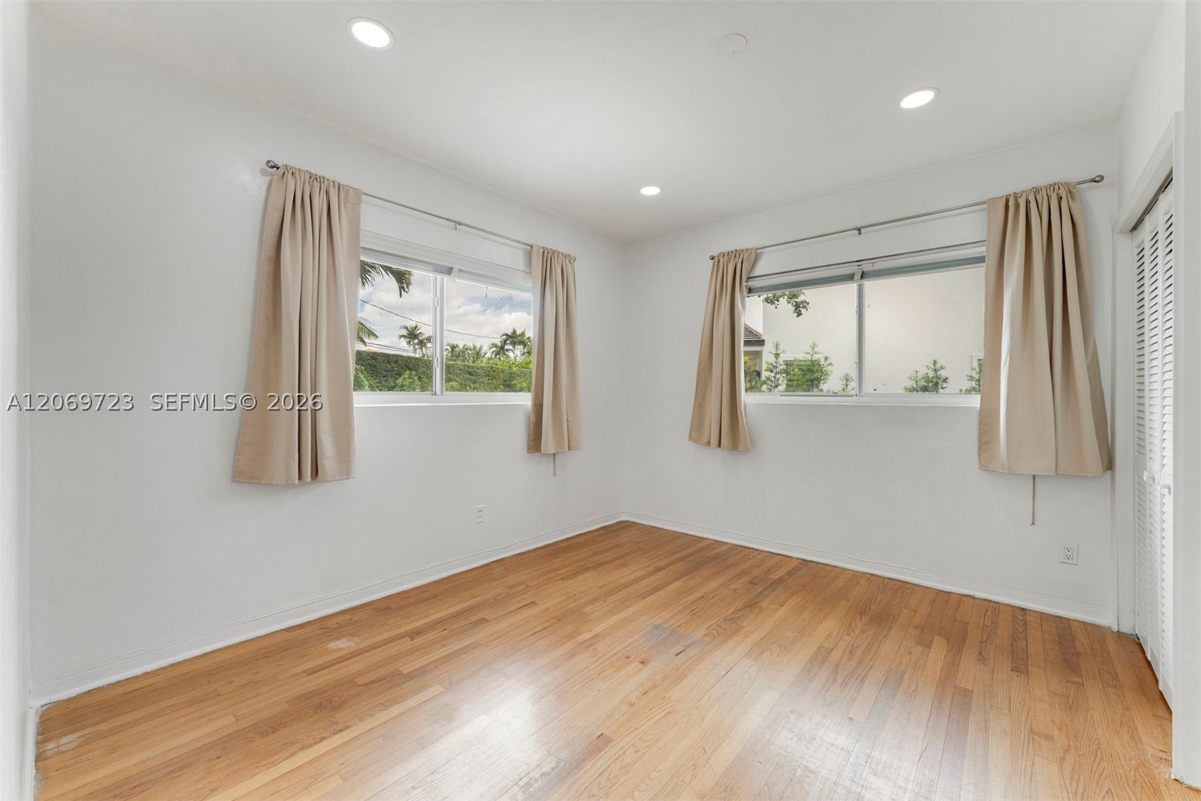 4724 Orduna Dr Coral Gables, FL 33146