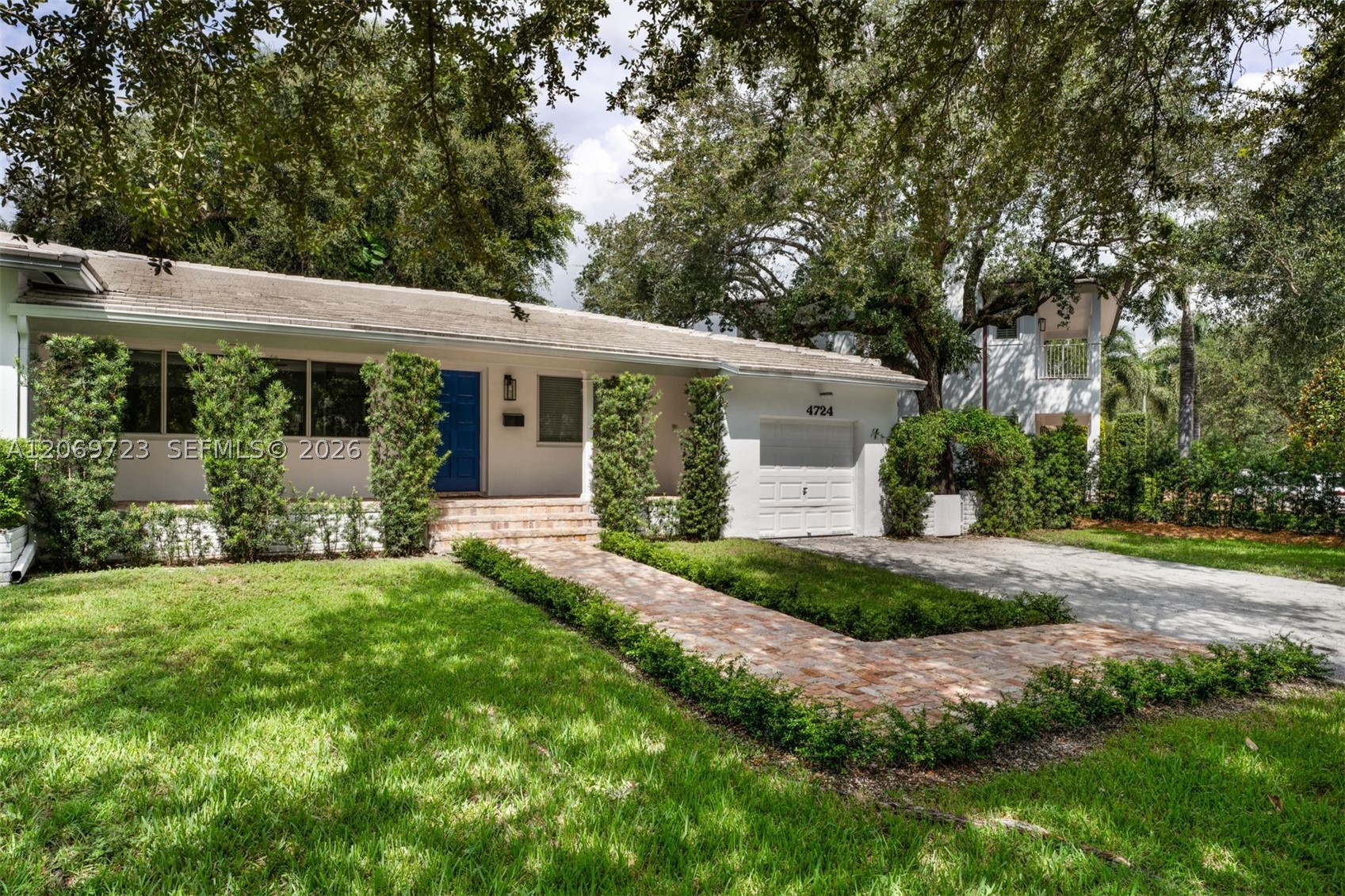 4724 Orduna Dr Coral Gables, FL 33146