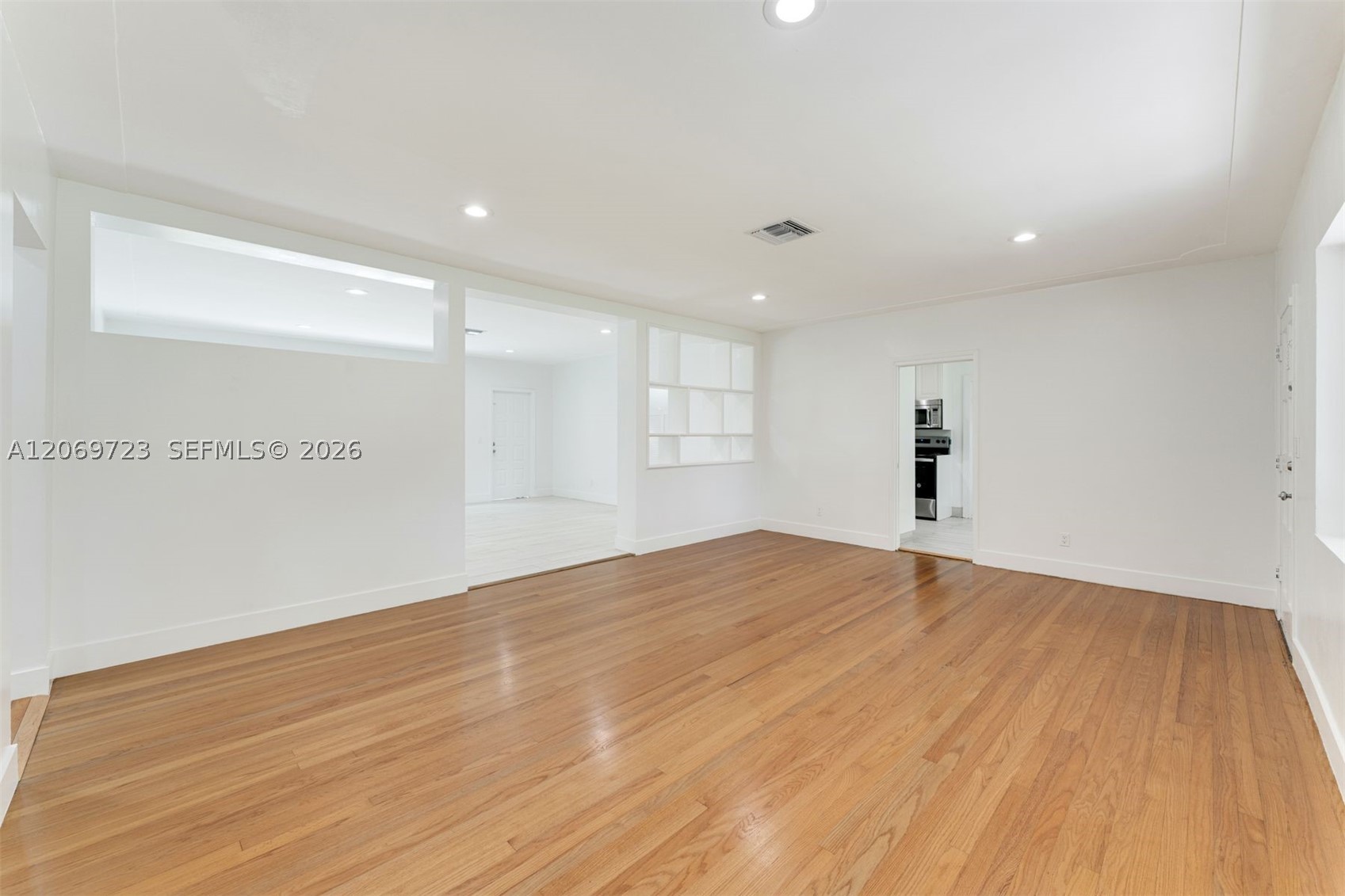 4724 Orduna Dr Coral Gables, FL 33146