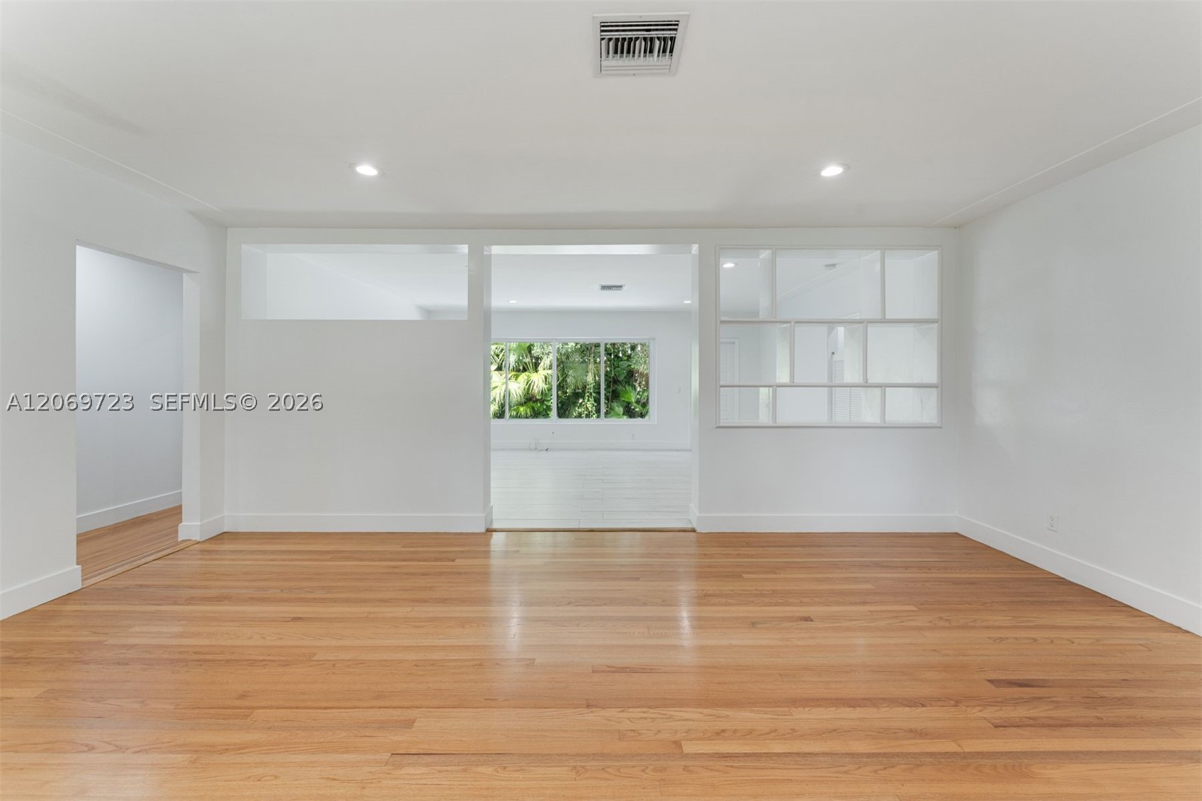 4724 Orduna Dr Coral Gables, FL 33146